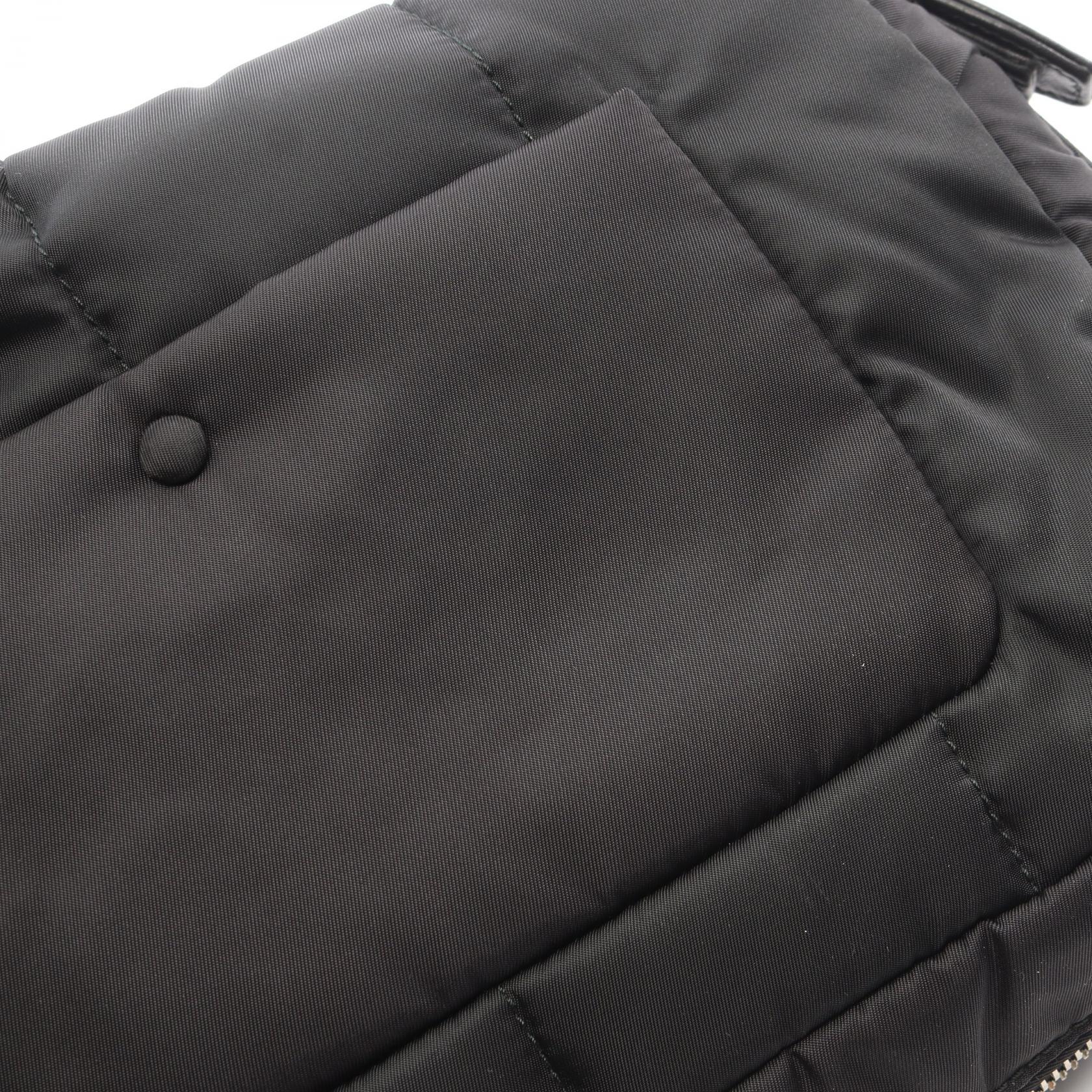 TESSUTO BOMBER チェーンショルダーバッグ ナイロン レザー ブラック プラダ バッグ PRADA