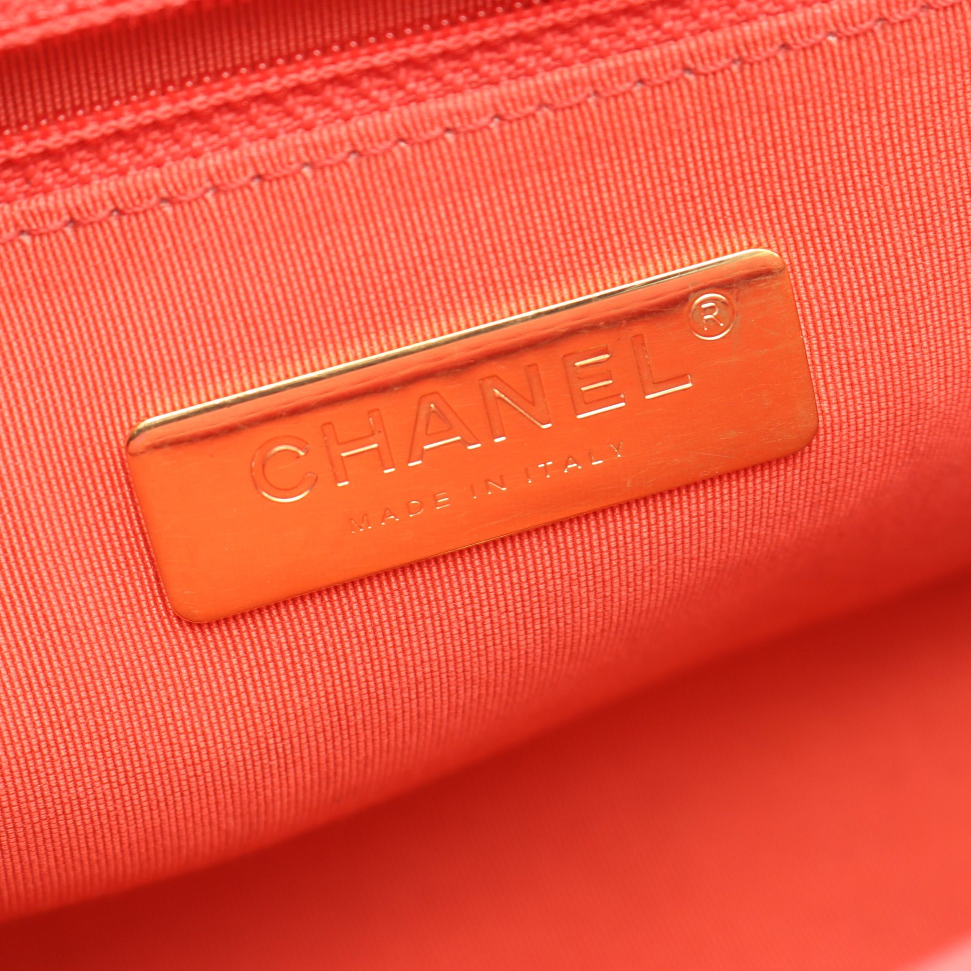 マトラッセ チェーンショルダーバッグ ラムスキン レッド マルチカラー ゴールド金具 シャネル バッグ CHANEL