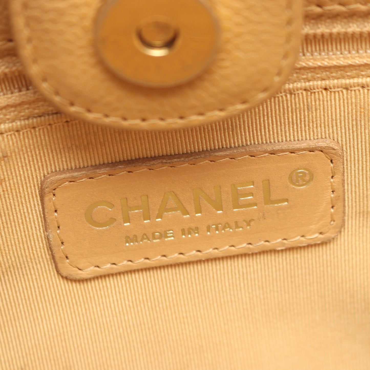 マトラッセ PST チェーンショルダーバッグ チェーントートバッグ キャビアスキン ベージュ ゴールド金具 シャネル バッグ CHANEL