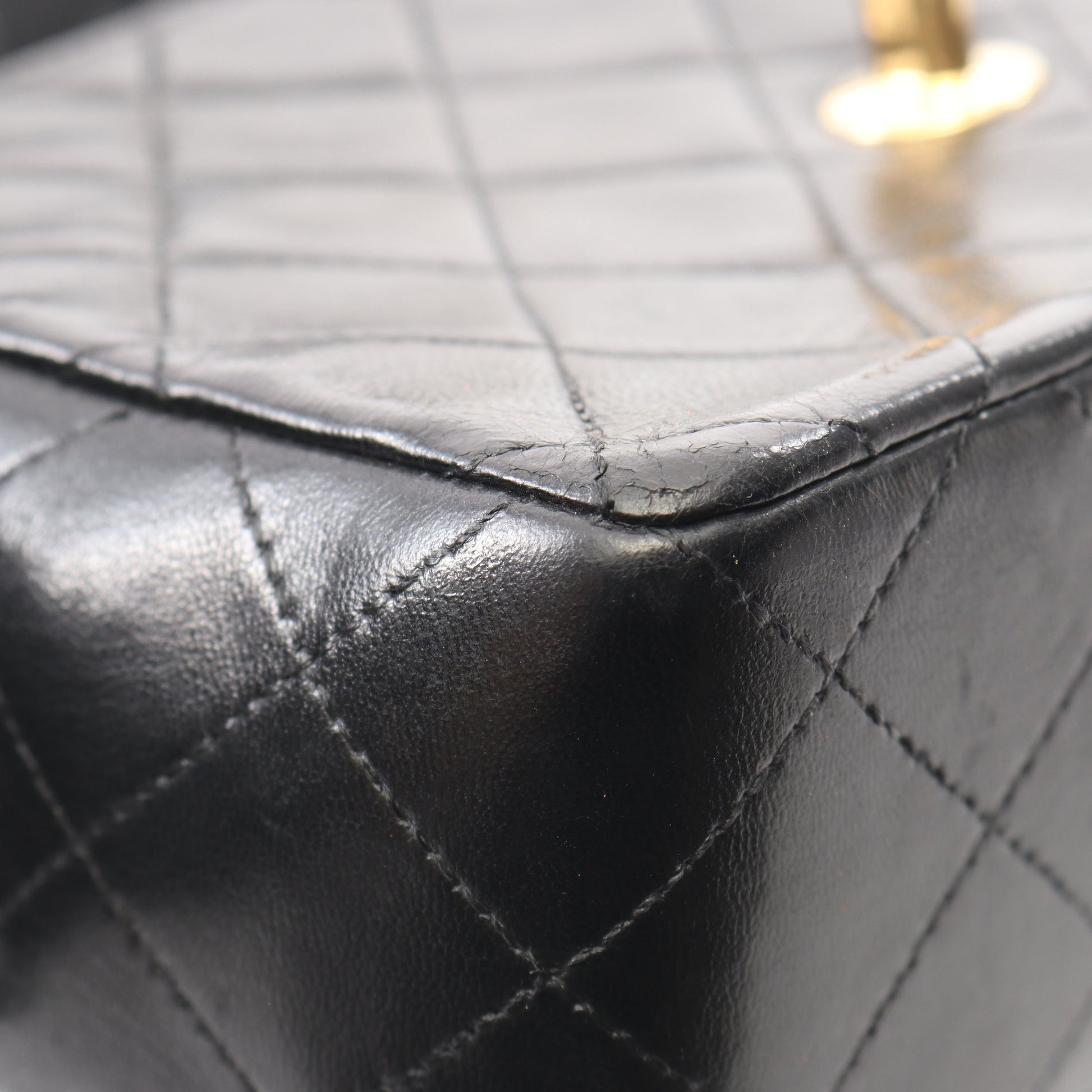 ミニマトラッセ チェーンショルダーバッグ ラムスキン ブラック ゴールド金具 シャネル バッグ CHANEL