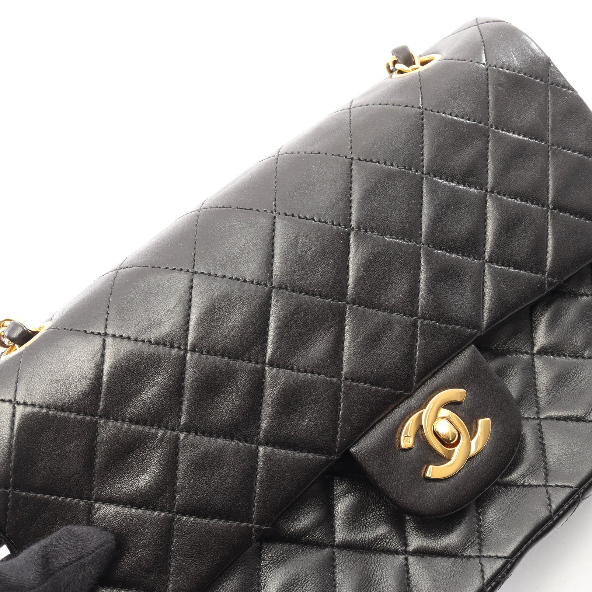 マトラッセ Wフラップ Wチェーンショルダーバッグ ラムスキン ブラック ゴールド金具 シャネル バッグ CHANEL