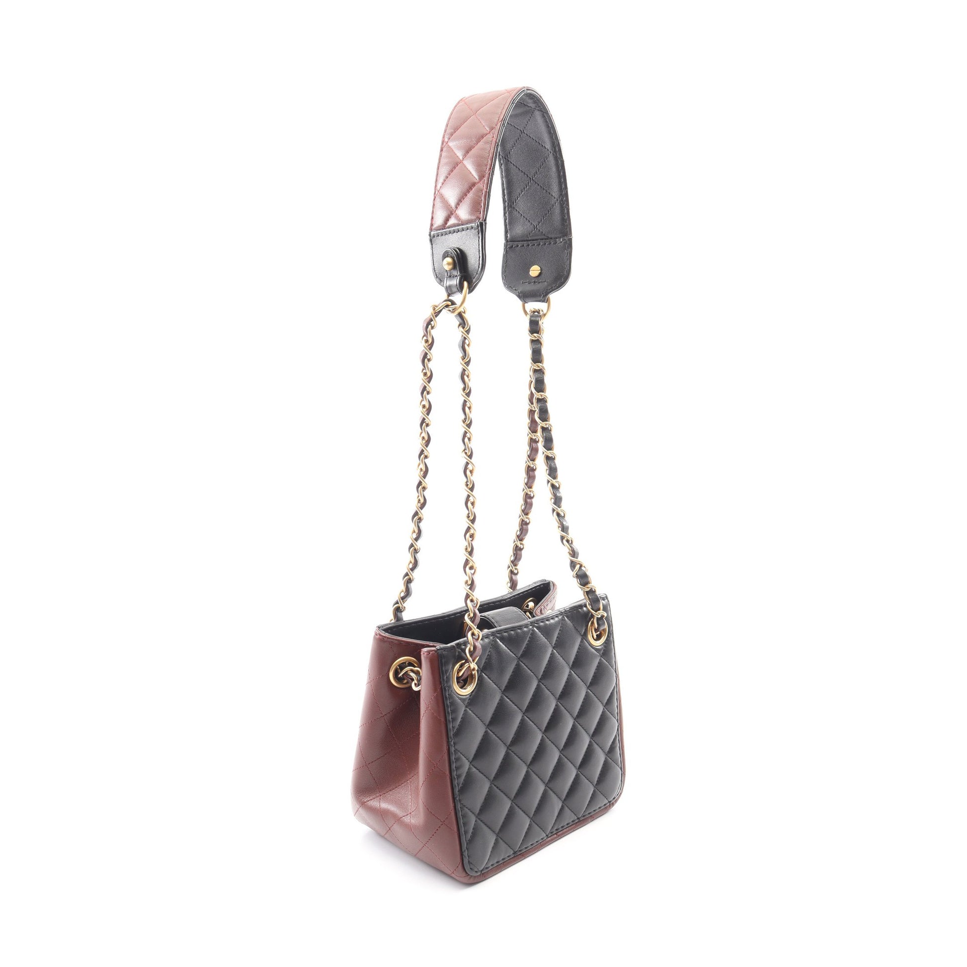 マトラッセ スモール バケット チェーンショルダーバッグ ラムスキン ブラック ブラウン ゴールド金具 シャネル バッグ CHANEL