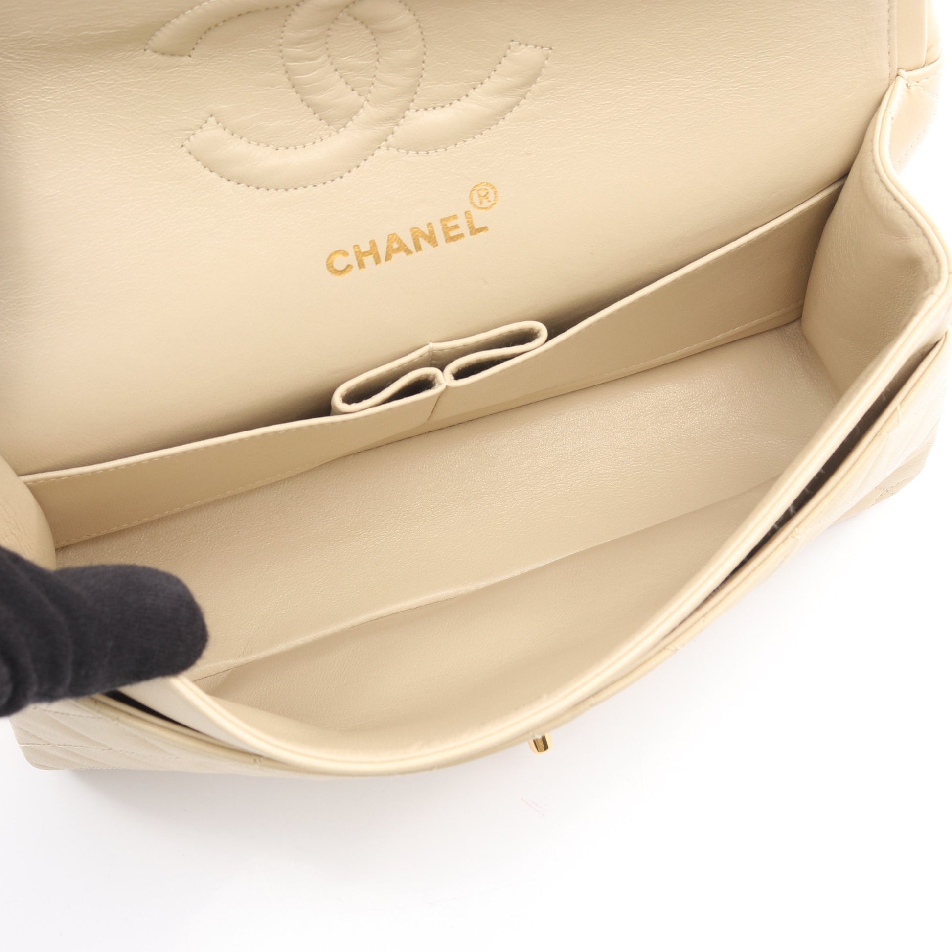 マトラッセ Wフラップ Wチェーンショルダーバッグ ラムスキン アイボリー ゴールド金具 シャネル バッグ CHANEL