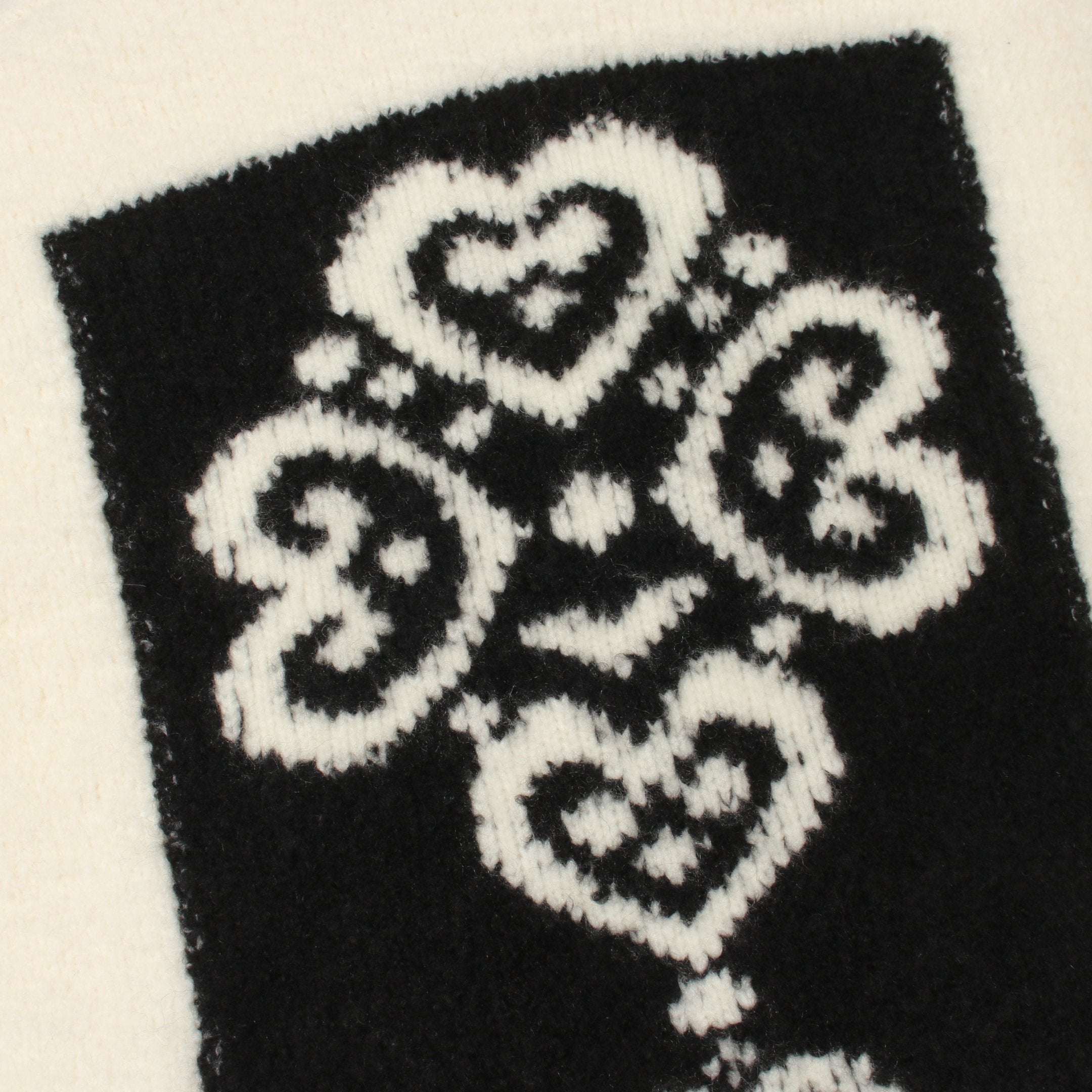CHANEL♡即完売レア♡ココネージュカシミアカーデ♡ヒジン様 CHANEL】ココネージュ 鹿 バンビ プルオーバー ココマーク (CHANEL