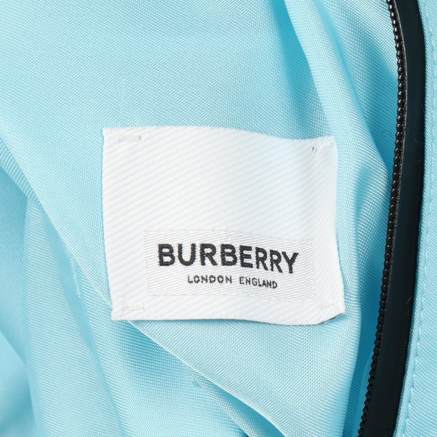 アノラックパーカー フード付き ジャケット ナイロン ライトブルー ブラック バーバリー アウター BURBERRY