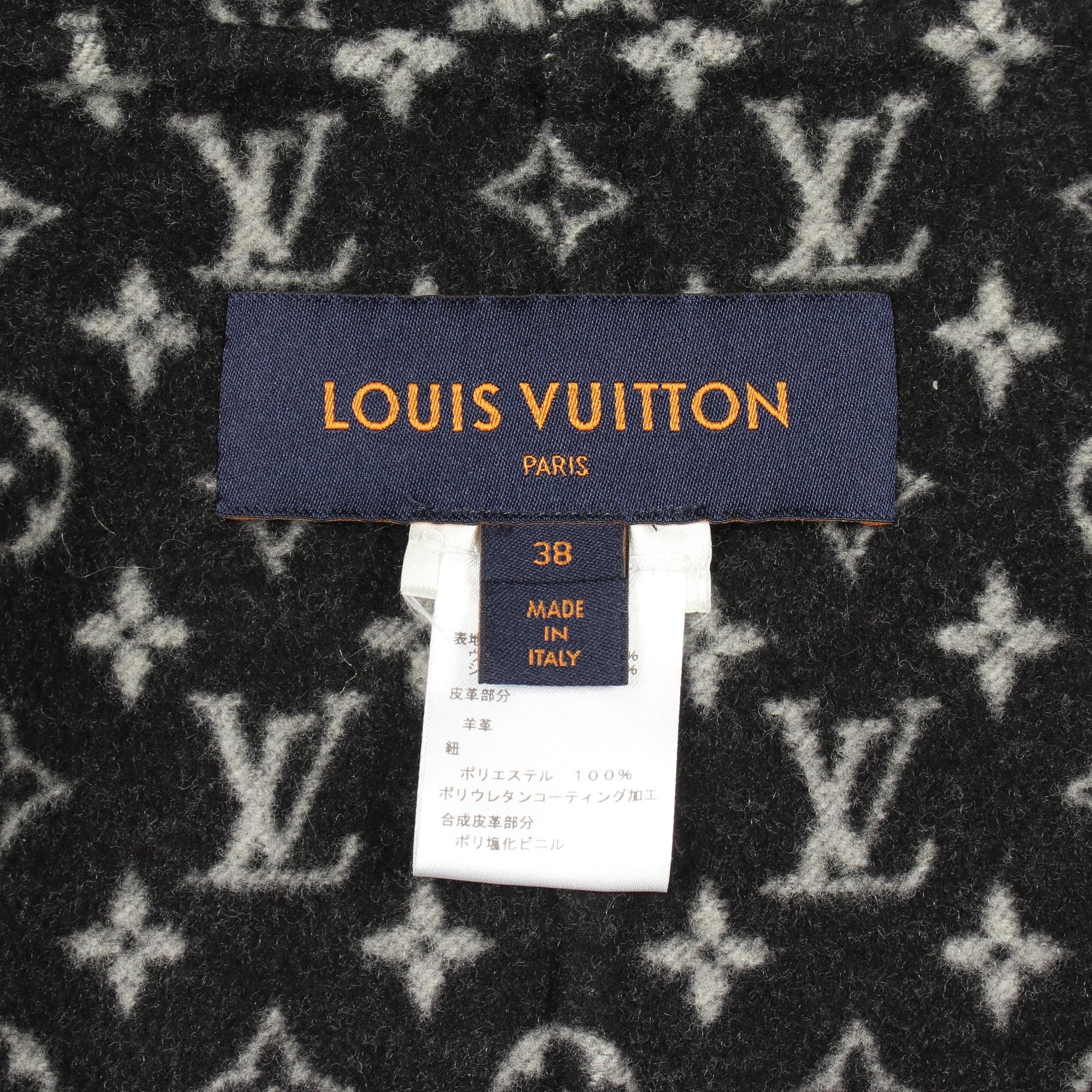 モノグラム フード付き ポンチョ ウール シルク ブラック ルイヴィトン アウター LOUIS VUITTON