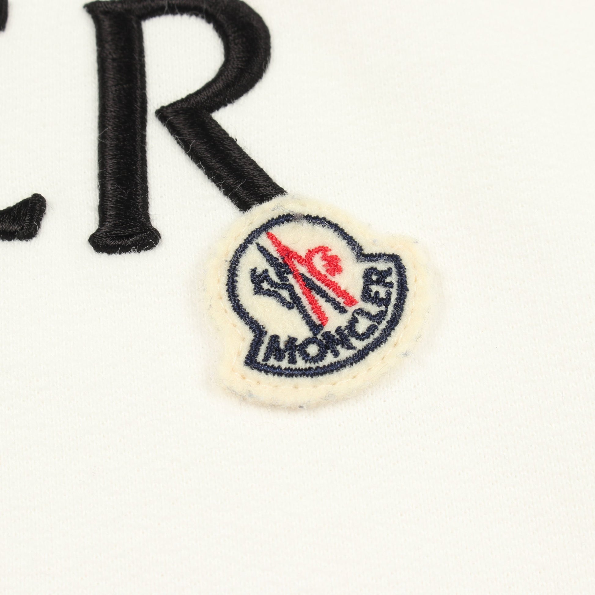 アイコンパッチ ロゴ刺繍 プルオーバーパーカー コットン ホワイト モンクレール トップス MONCLER