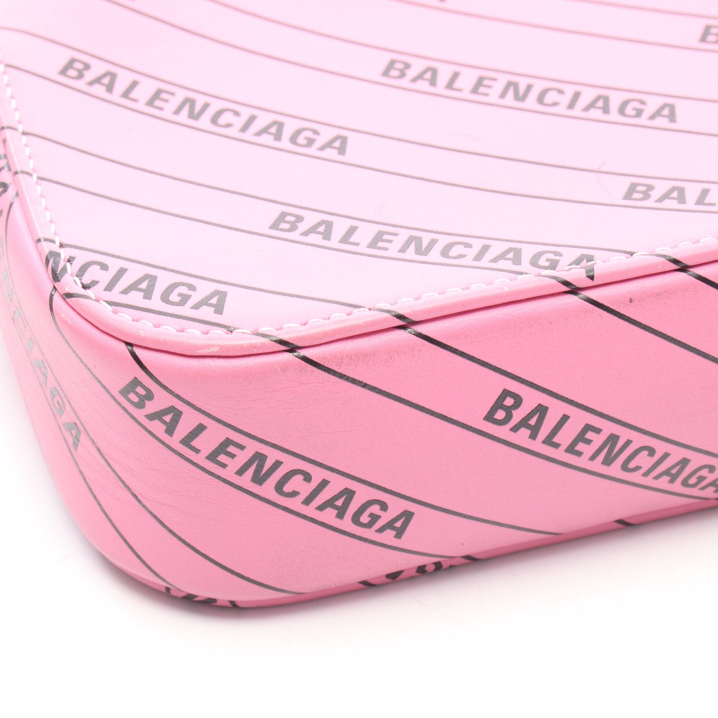 EVERYDAY エブリデイ カメラバッグ XS ショルダーバッグ レザー ピンク ブラック バレンシアガ バッグ BALENCIAGA