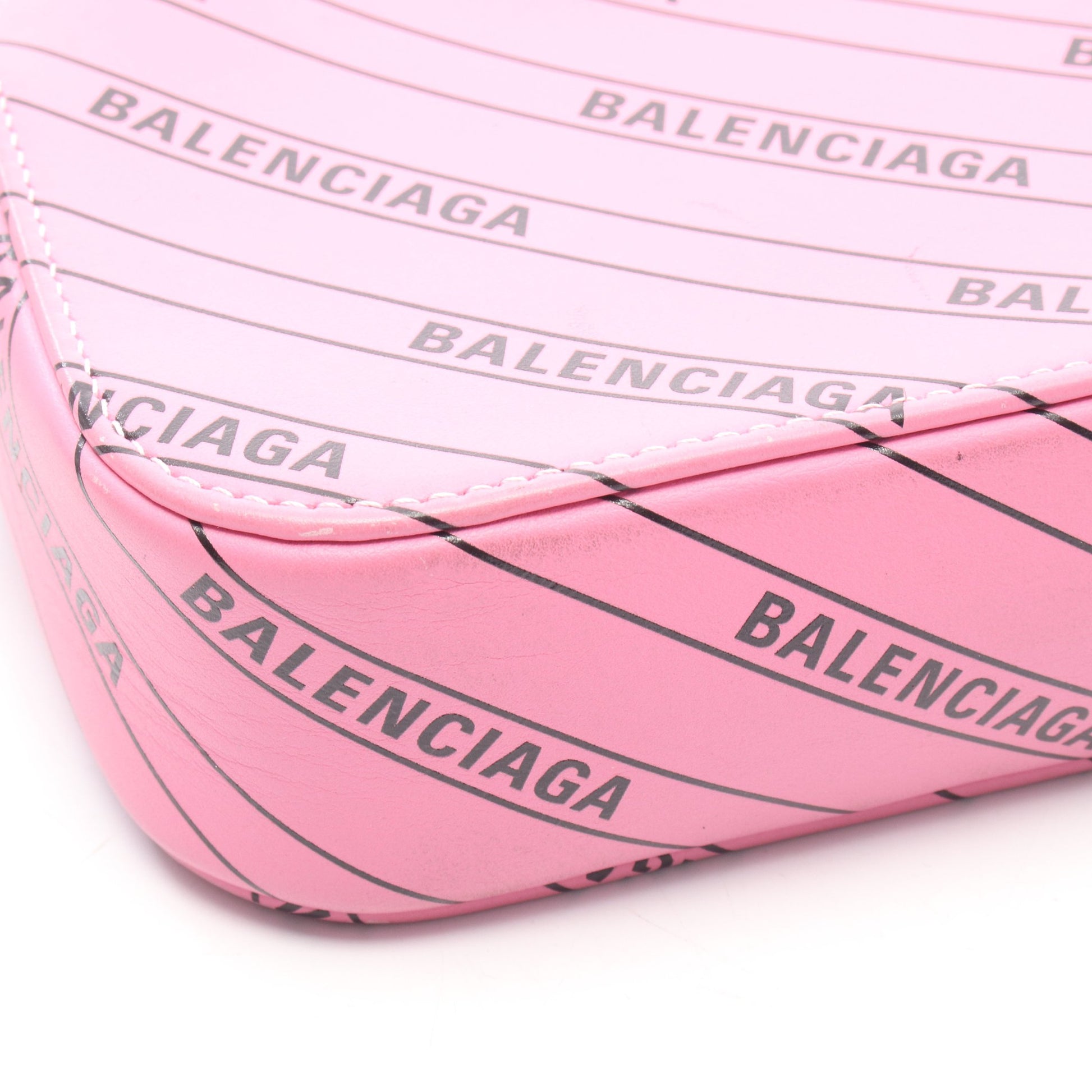 EVERYDAY エブリデイ カメラバッグ XS ショルダーバッグ レザー ピンク ブラック バレンシアガ バッグ BALENCIAGA