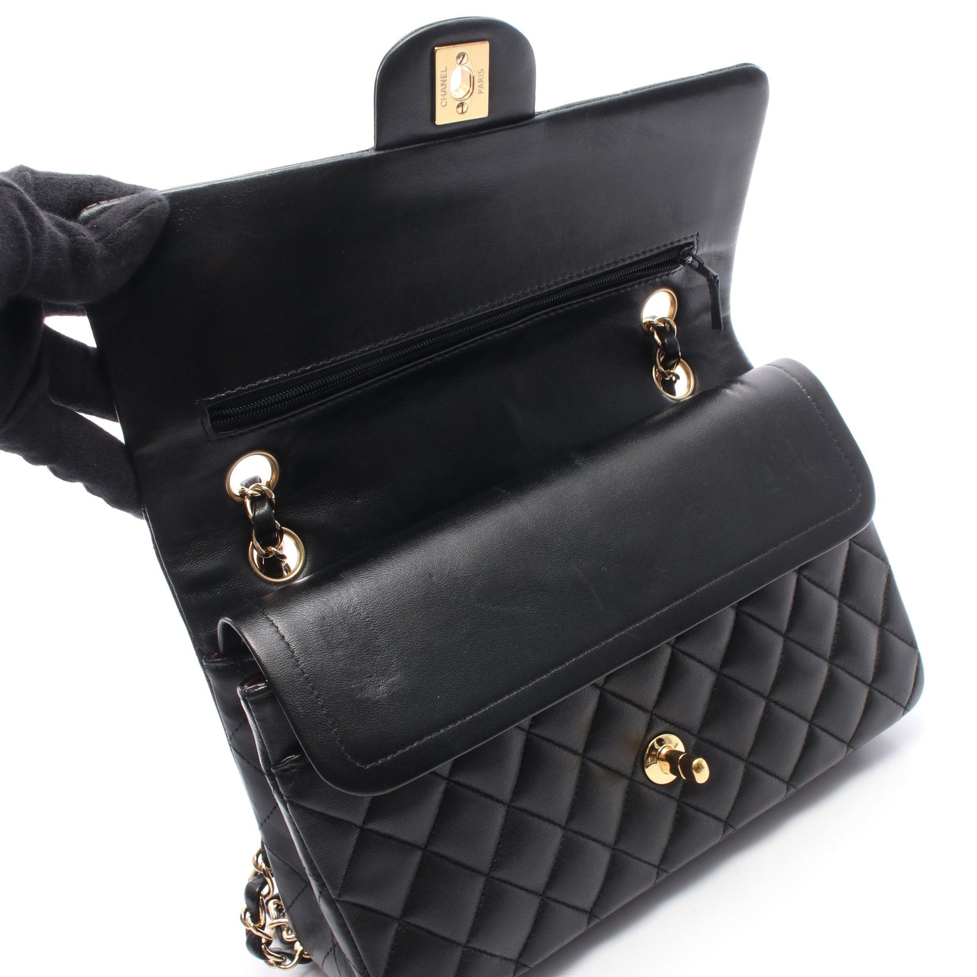 マトラッセ Wフラップ Wチェーンショルダーバッグ レザー ブラック ゴールド金具 シャネル バッグ CHANEL