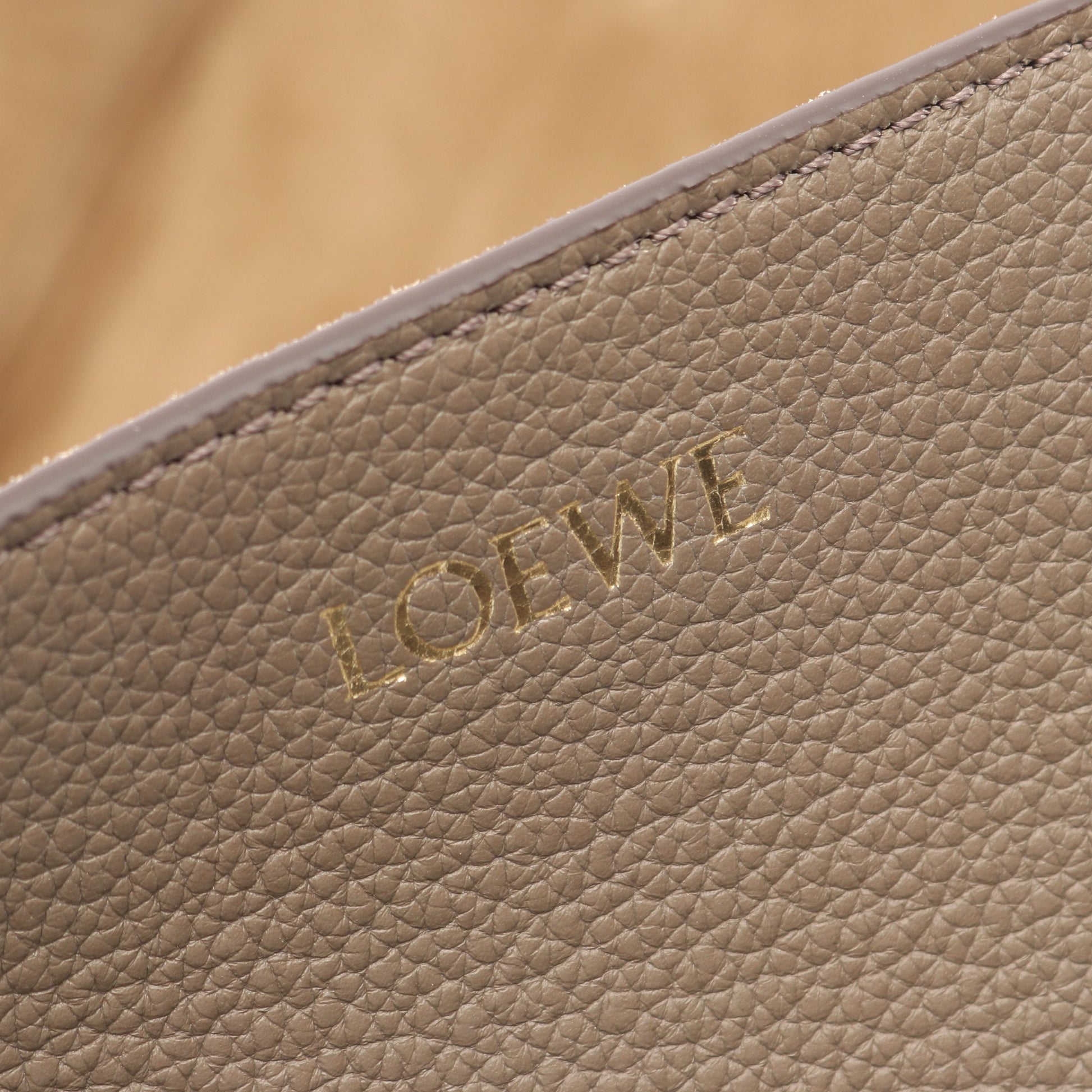 パズルフォルド トート ホリゾンタル ミディアム ショルダーバッグ トートバッグ レザー グレーベージュ ロエベ バッグ LOEWE
