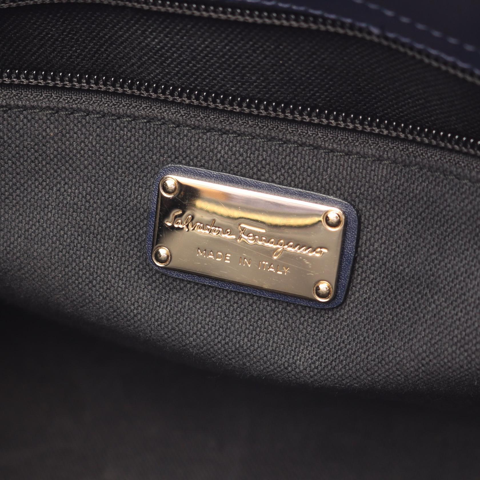 ガンチーニ ハンドバッグ レザー ネイビー サルヴァトーレフェラガモ バッグ Salvatore Ferragamo