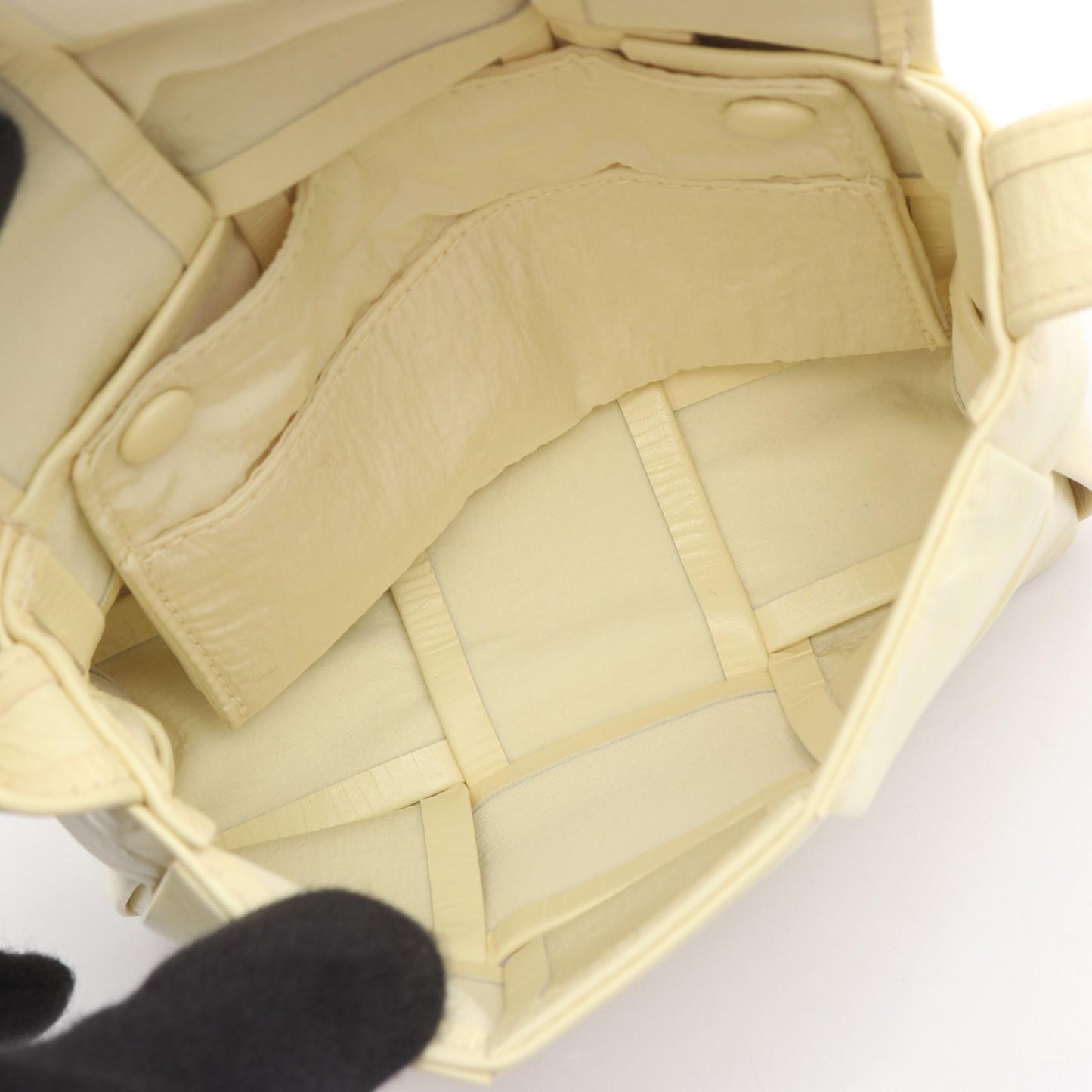 マキシイントレチャート カセット ミニ バッグ ショルダーバッグ レザー ライトイエロー ボッテガヴェネタ バッグ BOTTEGA VENETA