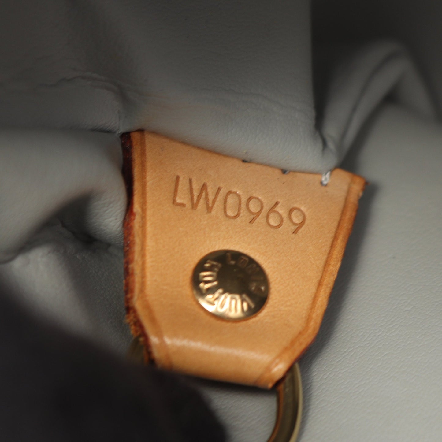 ヒューストン モノグラムヴェルニ ハンドバッグ レザー ベージュ ルイヴィトン バッグ LOUIS VUITTON