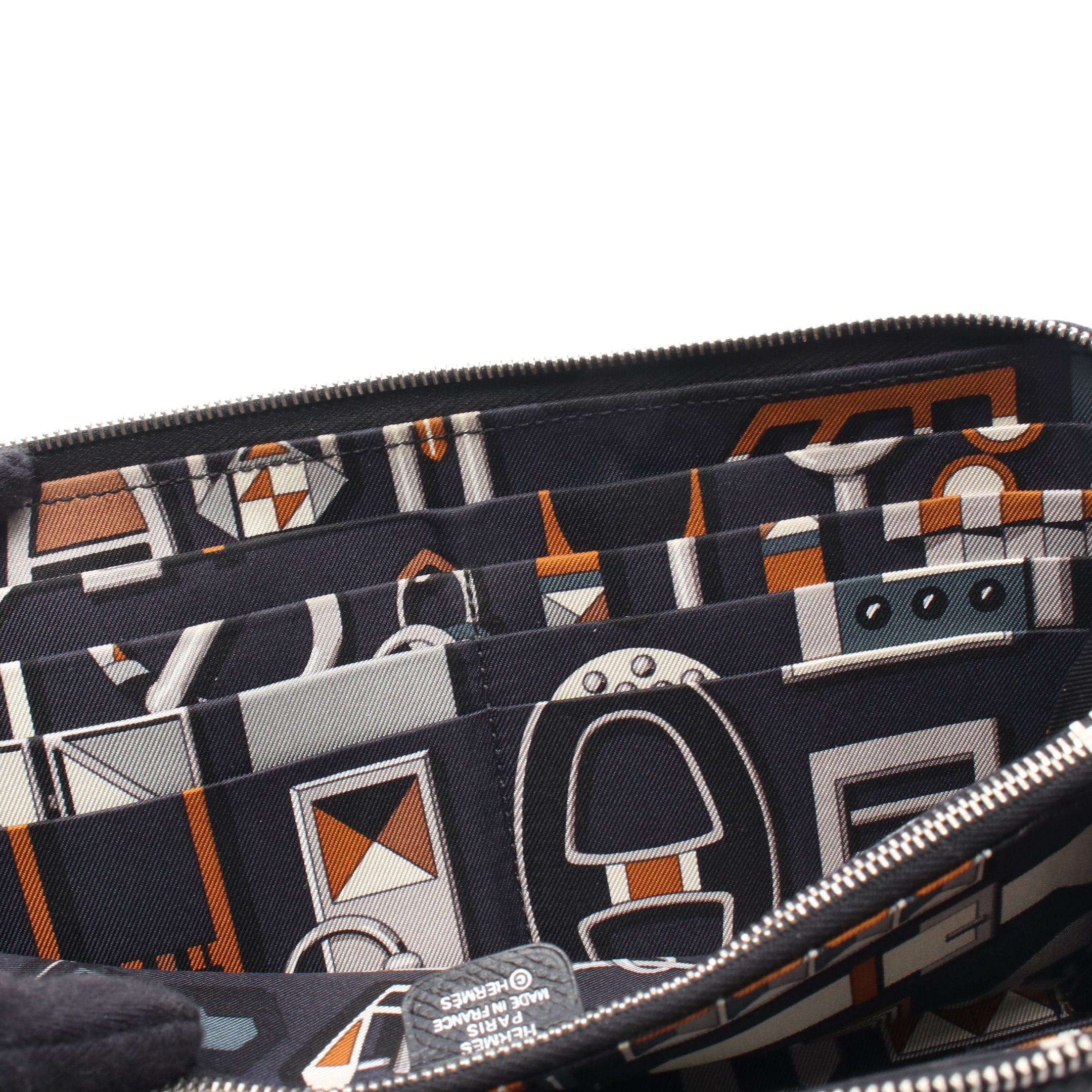 アザップロング シルクイン ラウンドファスナー長財布 ヴォーエプソン アザップロング シルクイン ラウンドファスナー長財布 ヴォーエプソン