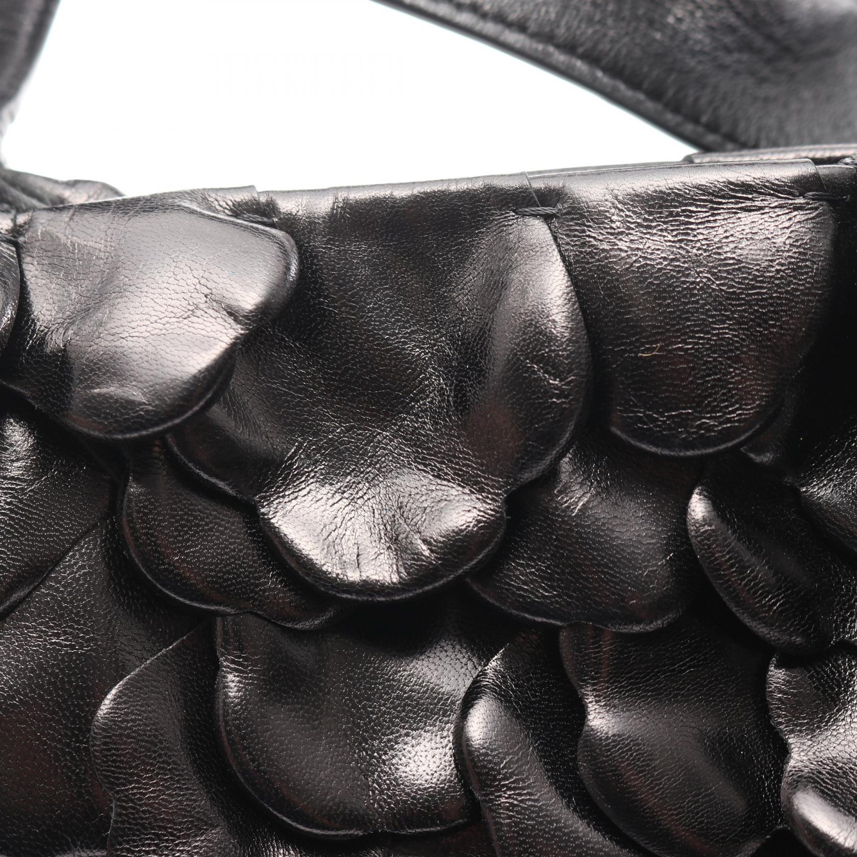 ロアトリエ バッグ 03 ローズ エディション ハンドバッグ レザー ブラック ヴァレンティノ バッグ VALENTINO