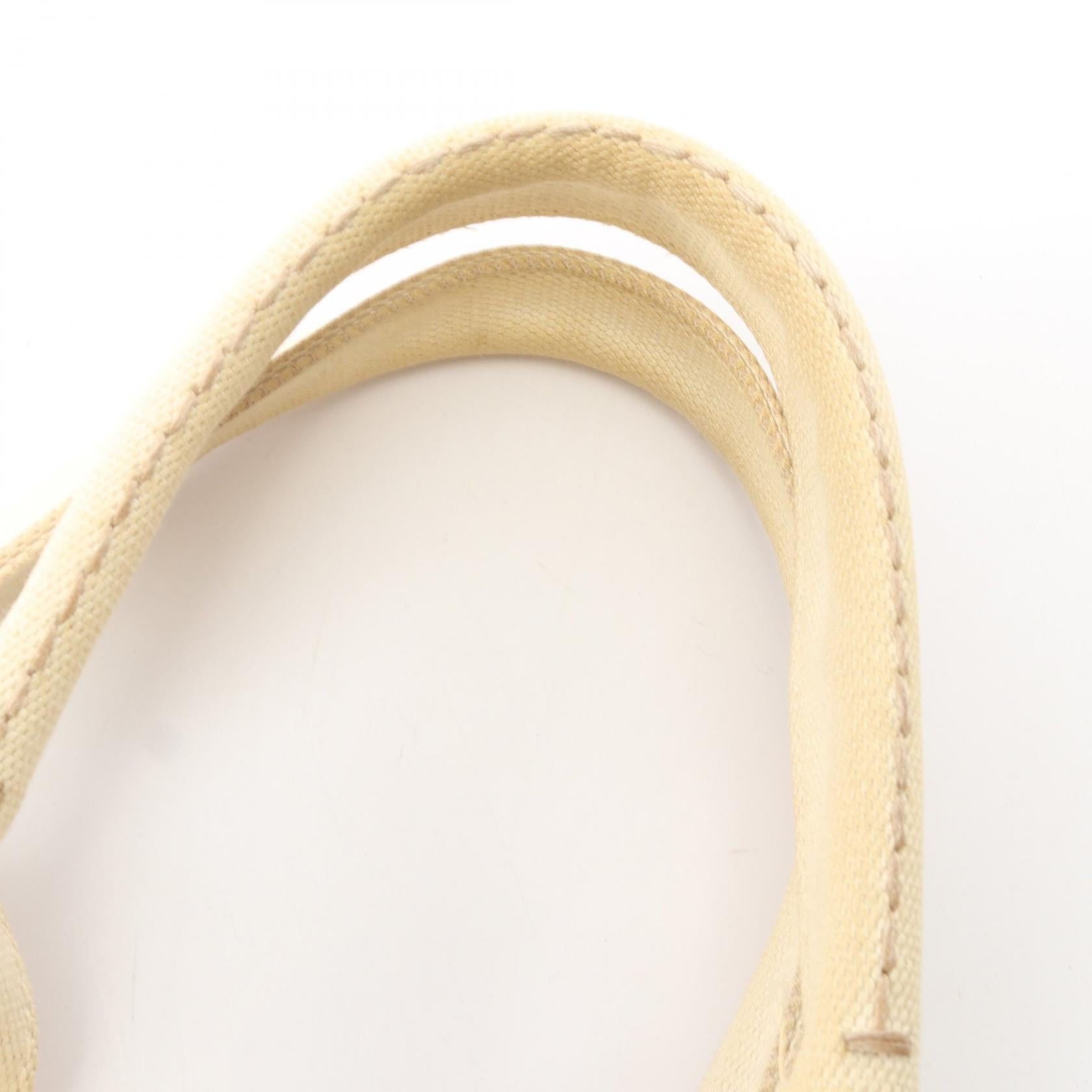 カナパ ハンドバッグ トートバッグ キャンバス オフホワイト プラダ バッグ PRADA