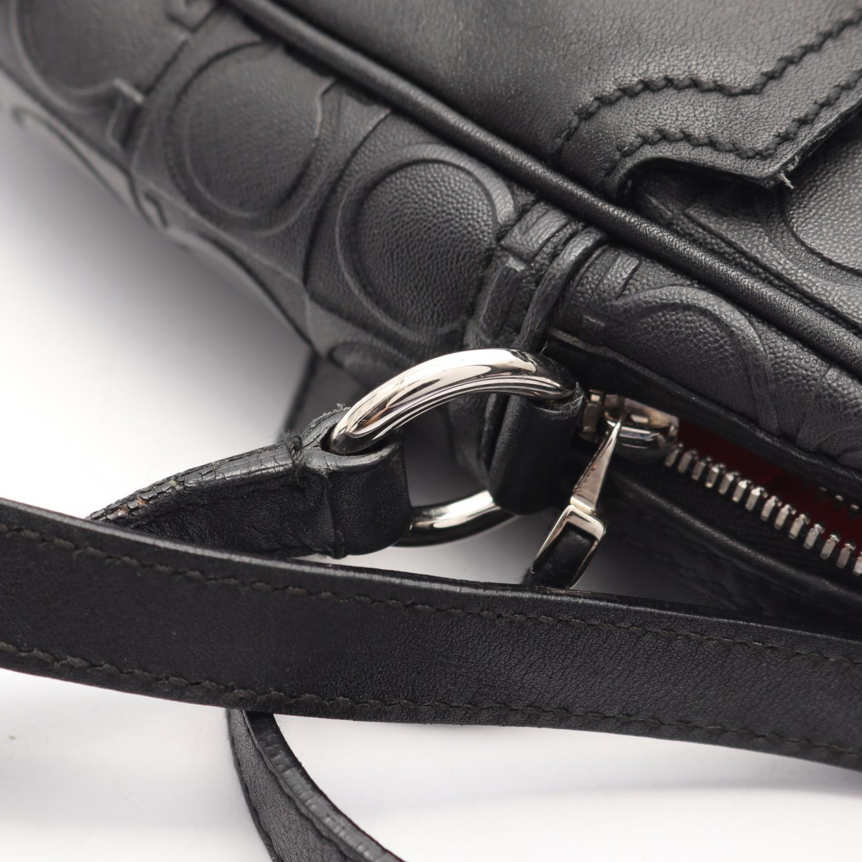 ガンチーニ ショルダーバッグ レザー ブラック サルヴァトーレフェラガモ バッグ Salvatore Ferragamo