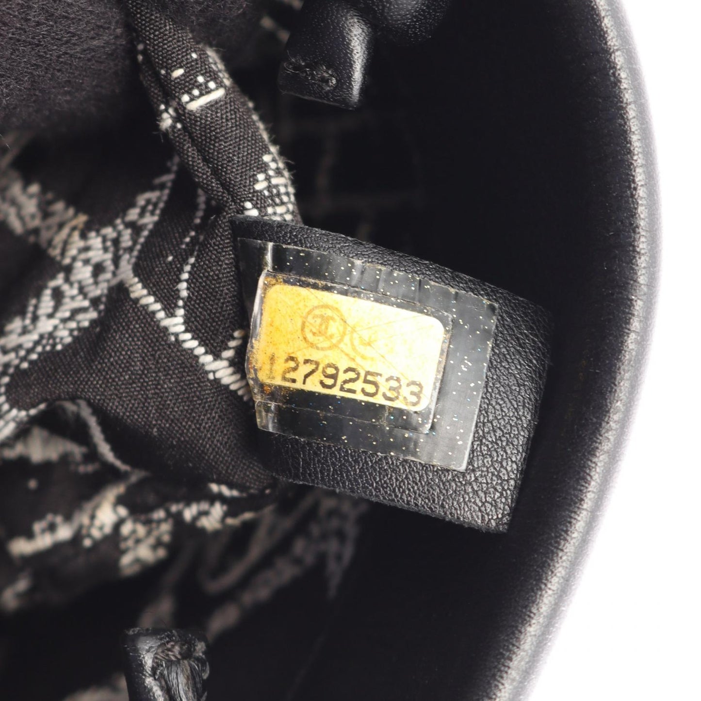 エッセンシャルトートPM ハンドバッグ トートバッグ レザー ブラック シルバー金具 シャネル バッグ CHANEL