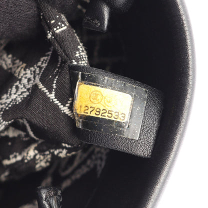 エッセンシャルトートPM ハンドバッグ トートバッグ レザー ブラック シルバー金具 シャネル バッグ CHANEL