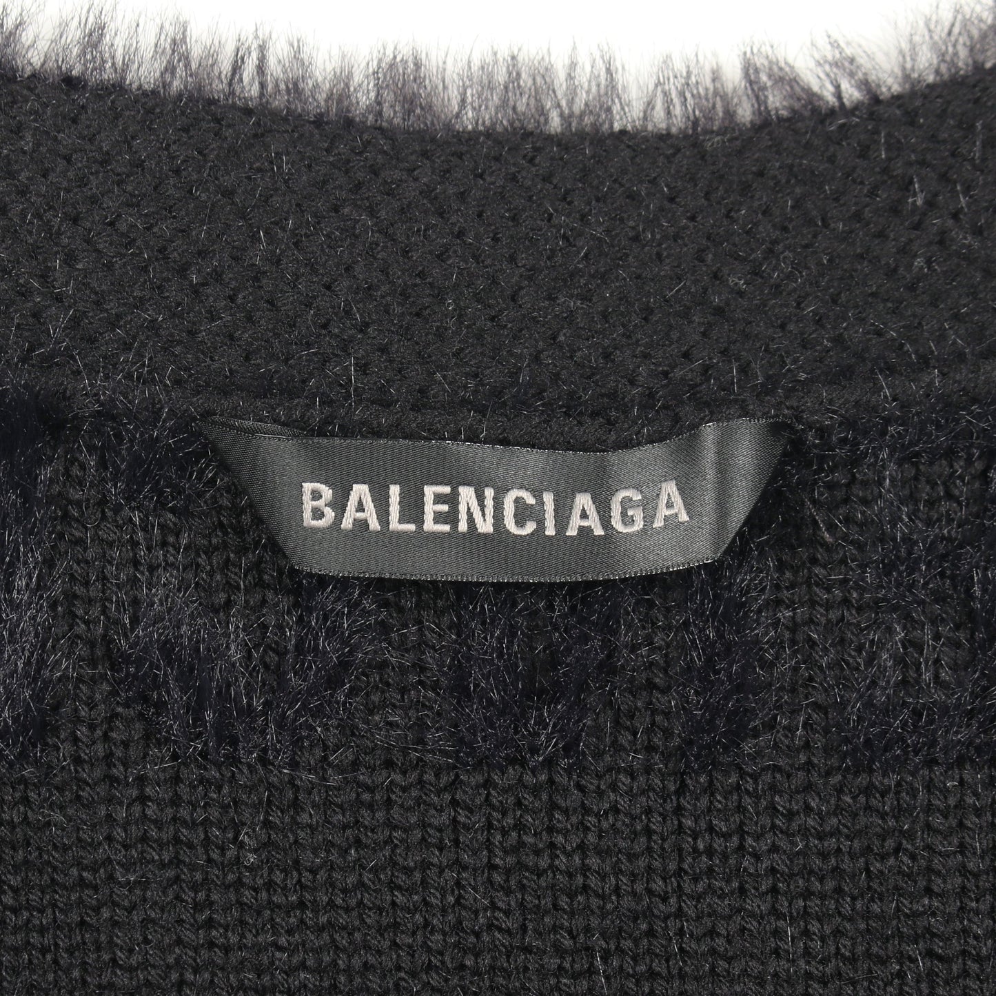 ロゴ総柄 ファー カーディガン ウール ナイロン ブラック ダークネイビー バレンシアガ トップス BALENCIAGA