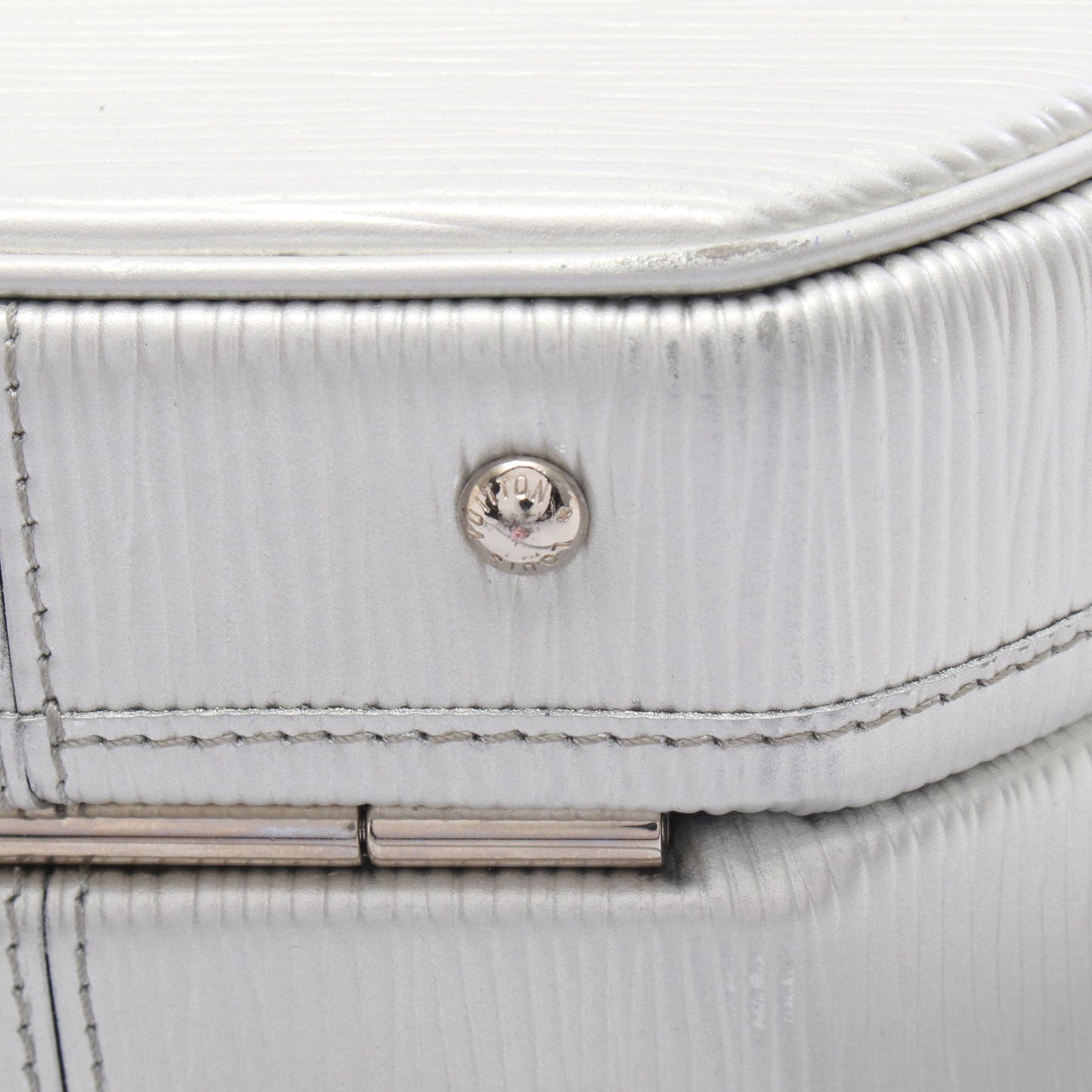 プティット ボワット シャポー エピ 2WAY ハンドバッグ レザー シルバー ルイヴィトン バッグ LOUIS VUITTON
