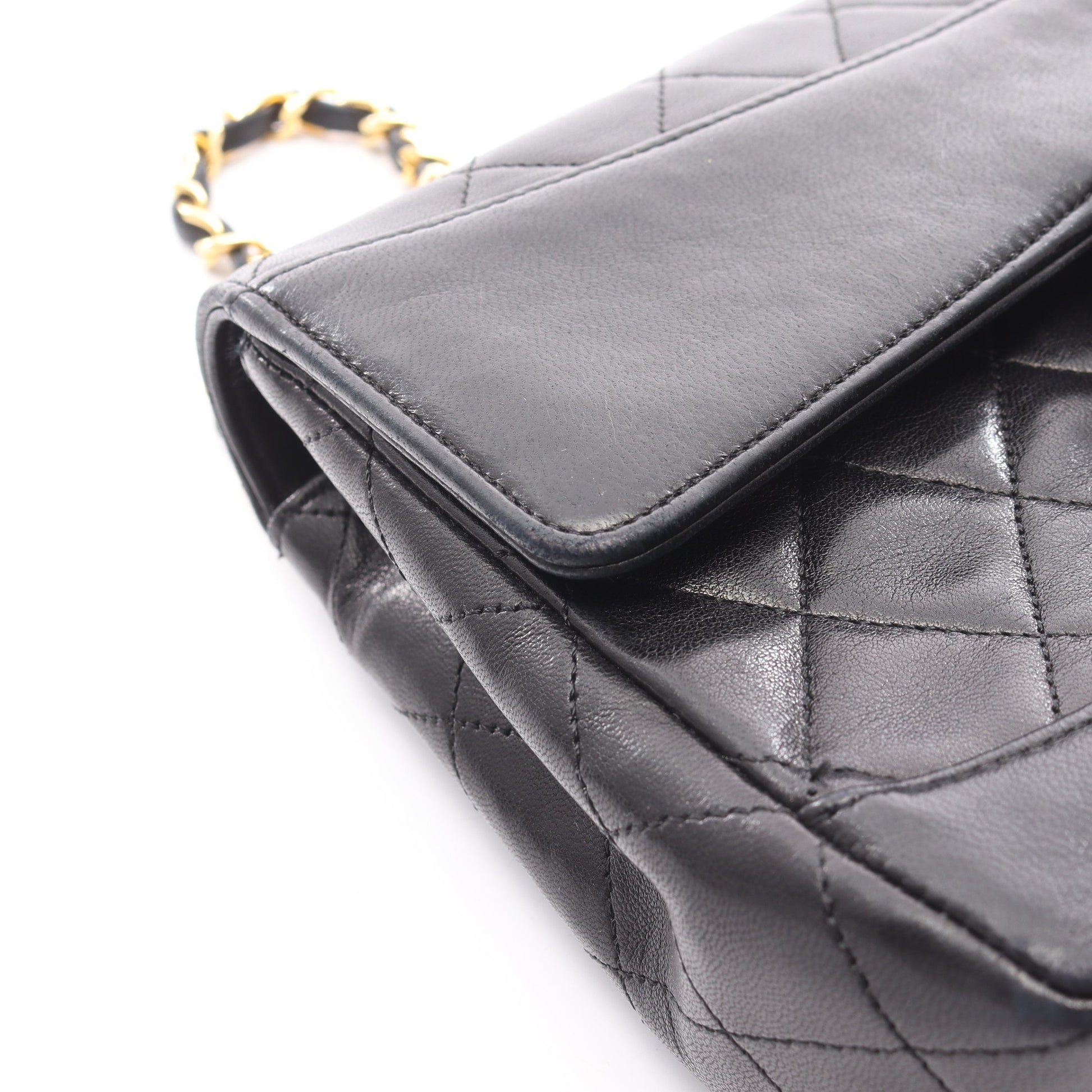 マトラッセ チェーンショルダーバッグ ラムスキン ブラック ゴールド金具 シャネル バッグ CHANEL