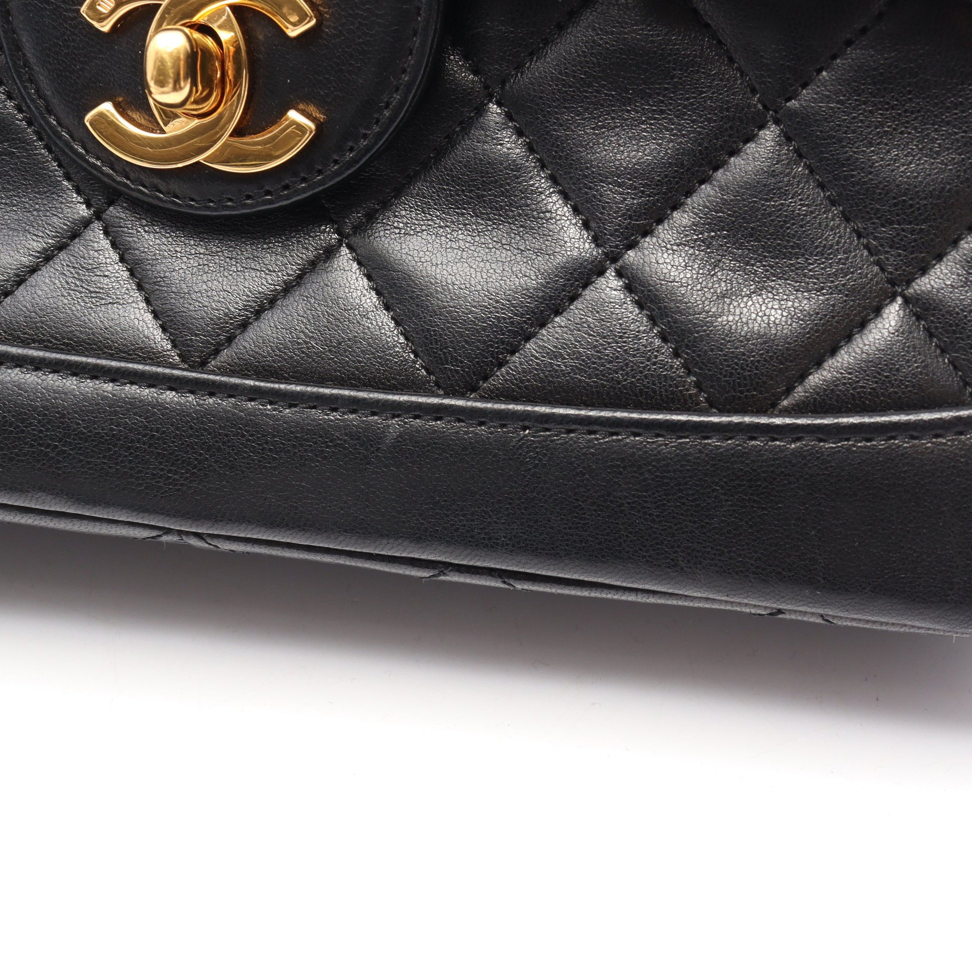 マトラッセ チェーンショルダーバッグ ラムスキン ブラック ゴールド金具 シャネル バッグ CHANEL