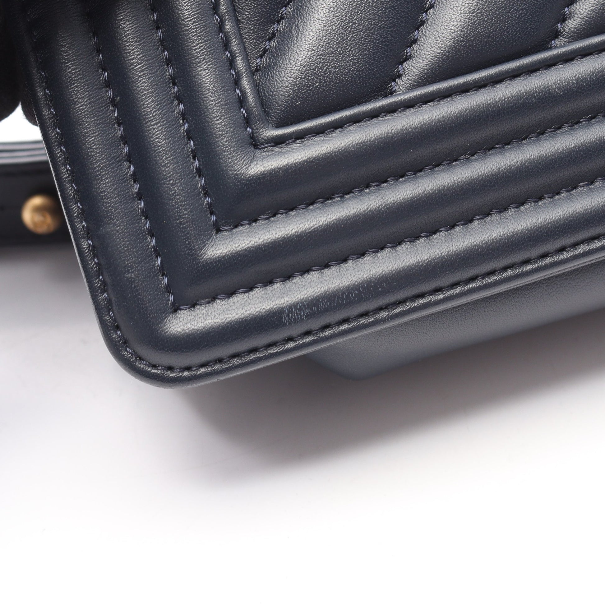 ボーイシャネル チェーンショルダーバッグ レザー ネイビー ゴールド金具 シャネル バッグ CHANEL