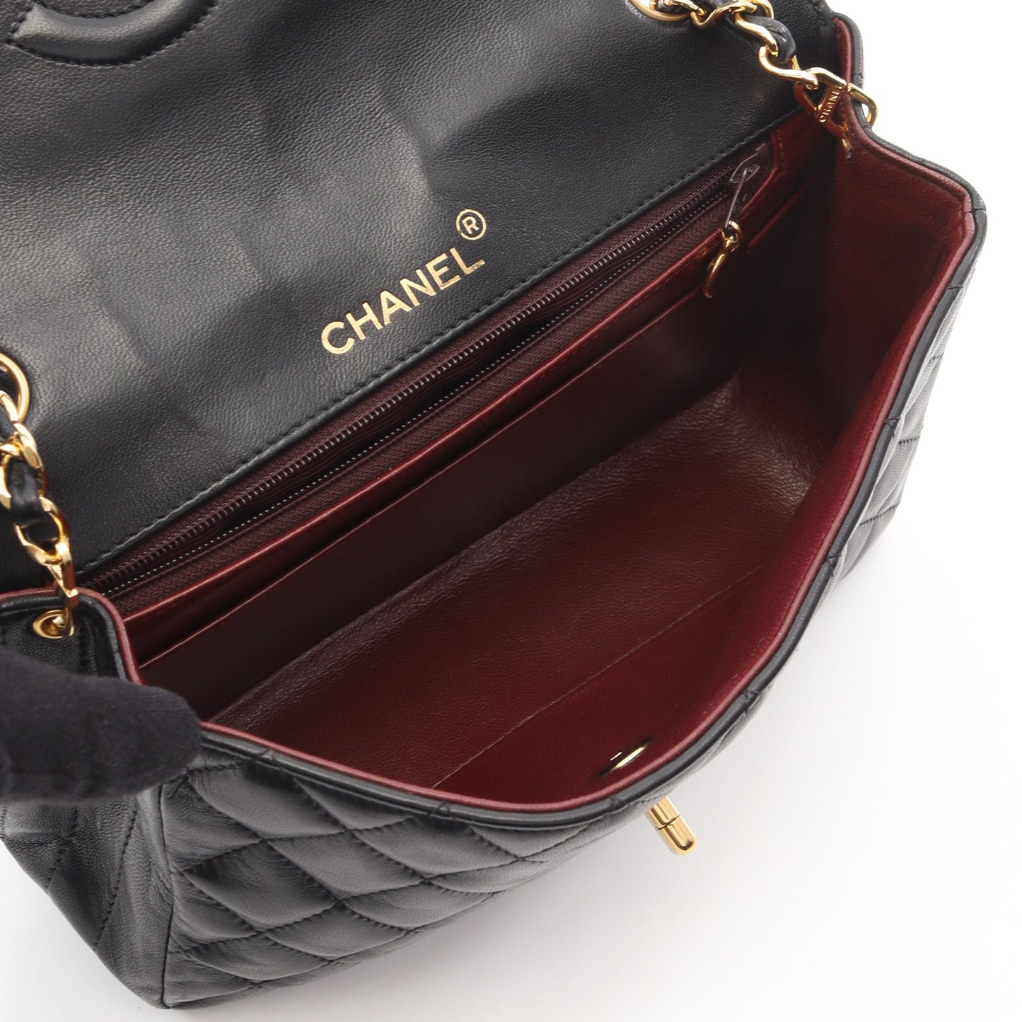 マトラッセ ラウンドフラップ チェーンショルダーバッグ ラムスキン ブラック ゴールド金具 シャネル バッグ CHANEL