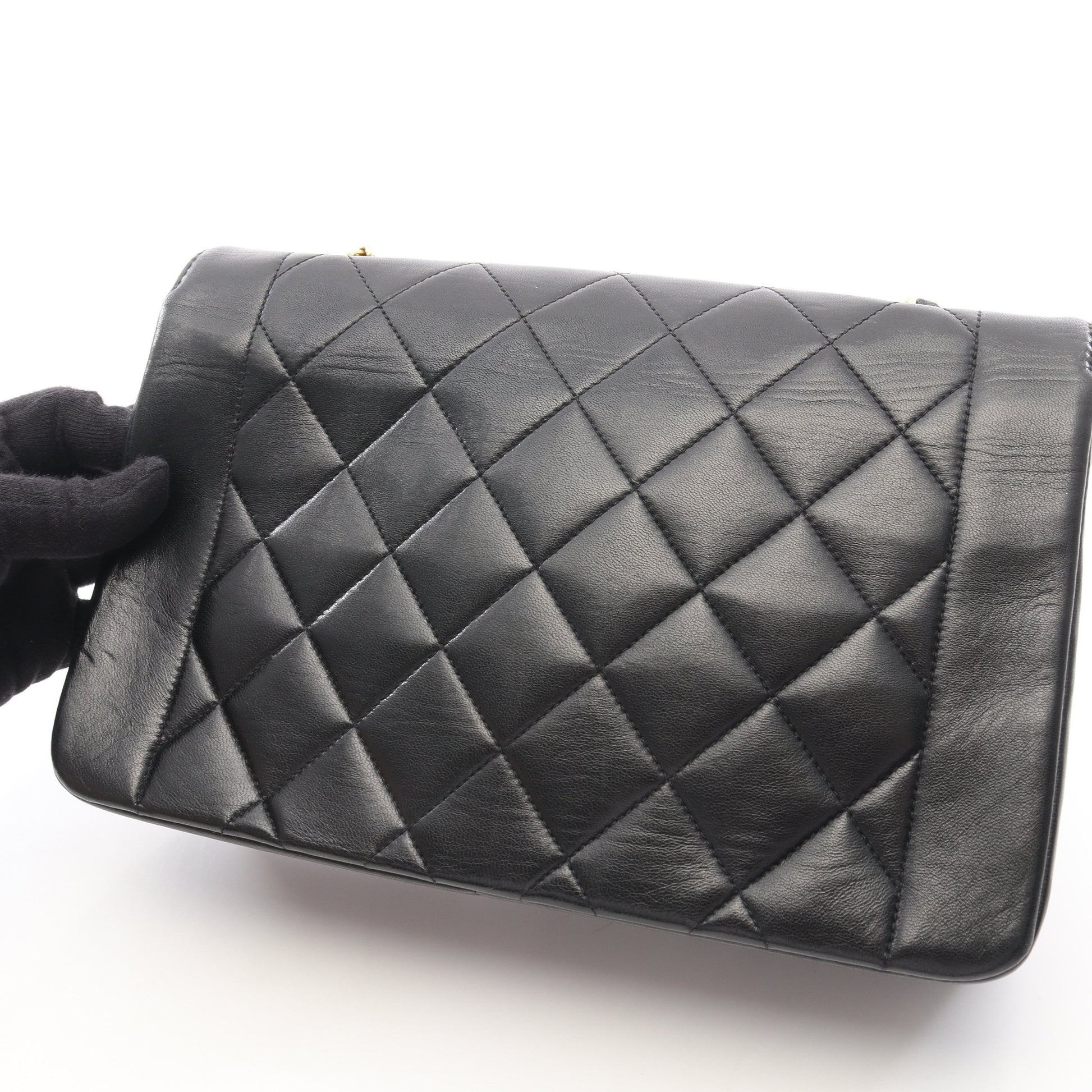 マトラッセ ダイアナフラップ チェーンショルダーバッグ ラムスキン ブラック ゴールド金具 シャネル バッグ CHANEL