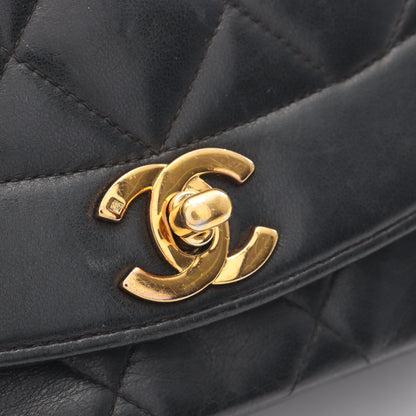マトラッセ ダイアナフラップ チェーンショルダーバッグ ラムスキン ブラック ゴールド金具 シャネル バッグ CHANEL