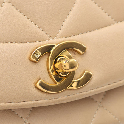 マトラッセ ダイアナフラップ チェーンショルダーバッグ ラムスキン ベージュ ゴールド金具 シャネル バッグ CHANEL