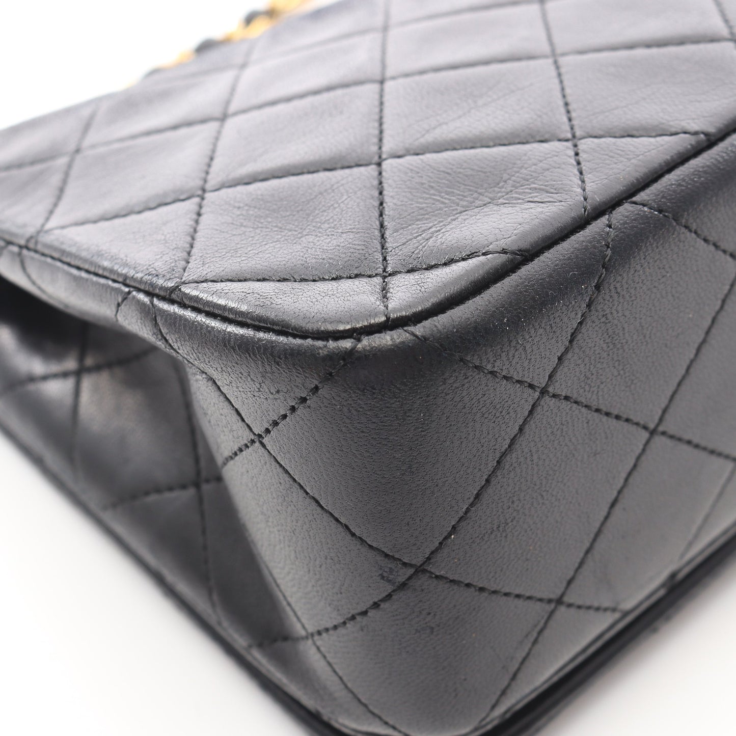 フルフラップ マトラッセ チェーンショルダーバッグ ラムスキン ブラック ゴールド金具 シャネル バッグ CHANEL