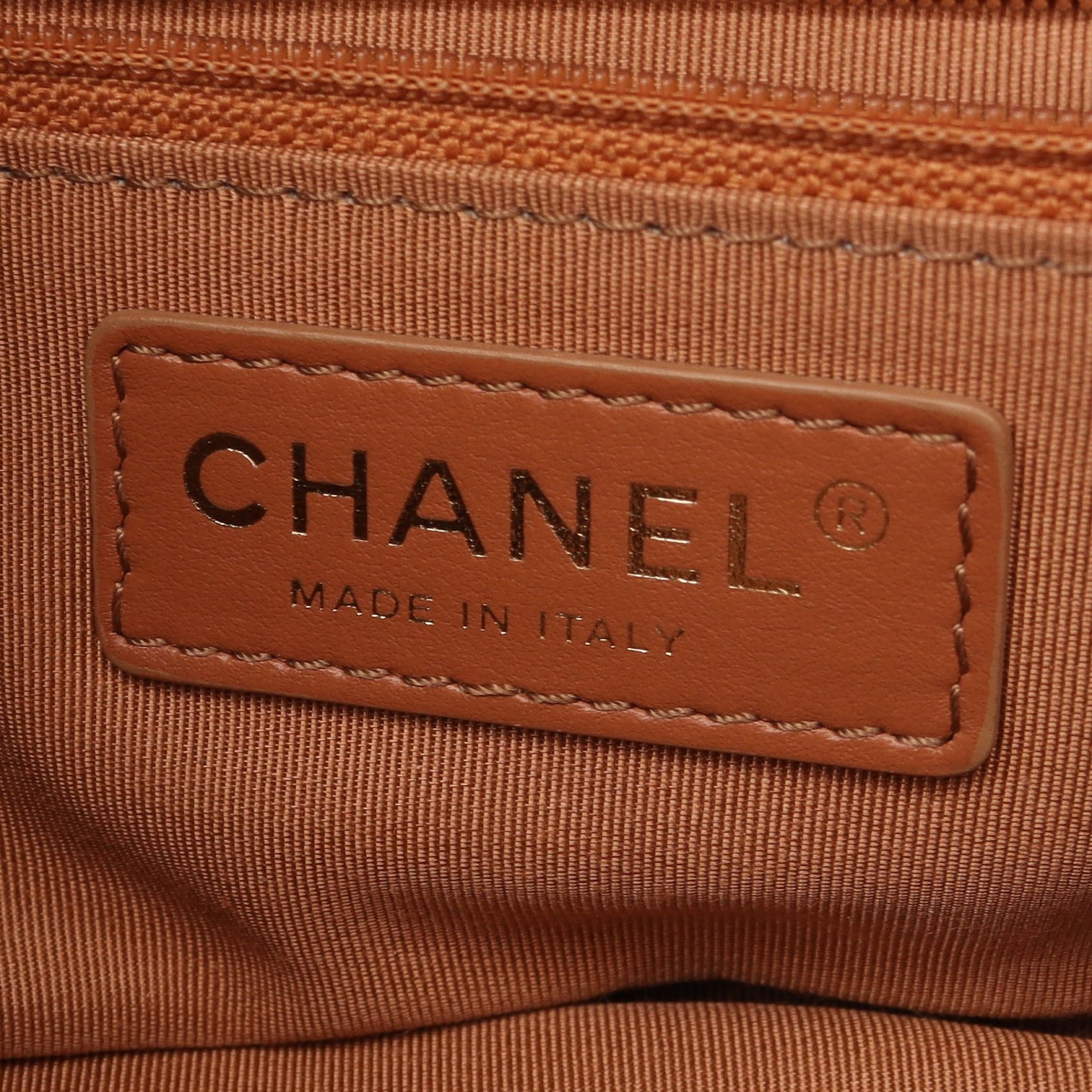 マトラッセ チェーンショルダーバッグ ラムスキン ピンクベージュ ゴールド金具 シャネル バッグ CHANEL