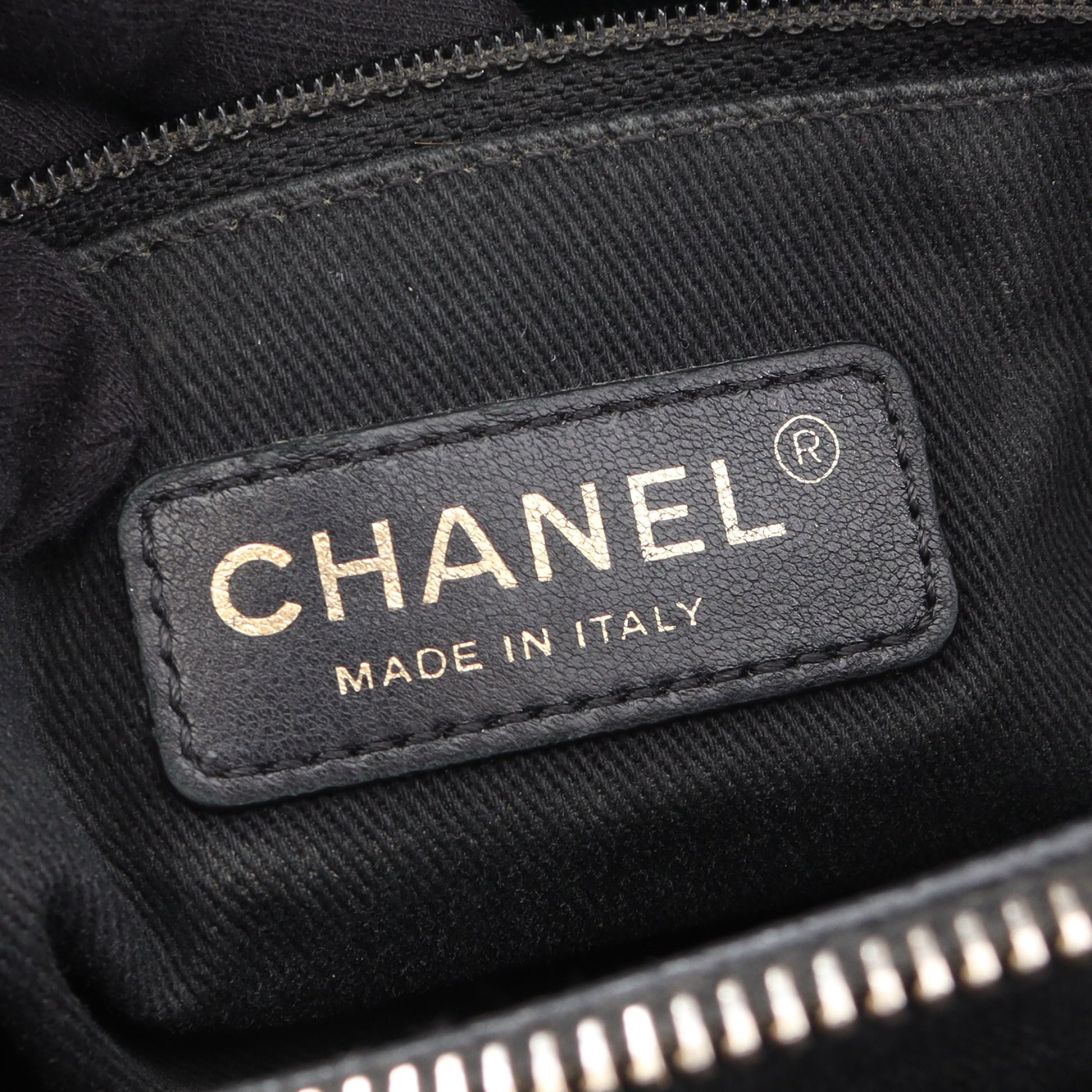 マトラッセ チェーンショルダーバッグ チェーントートバッグ キャビアスキン ブラック ゴールド金具 シャネル バッグ CHANEL