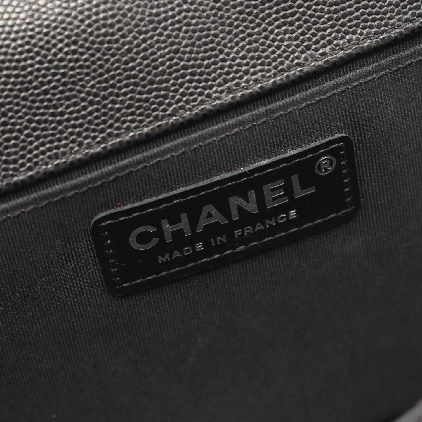 ボーイシャネル チェーンショルダーバッグ キャビアスキン ブラック ゴールド金具 シャネル バッグ CHANEL