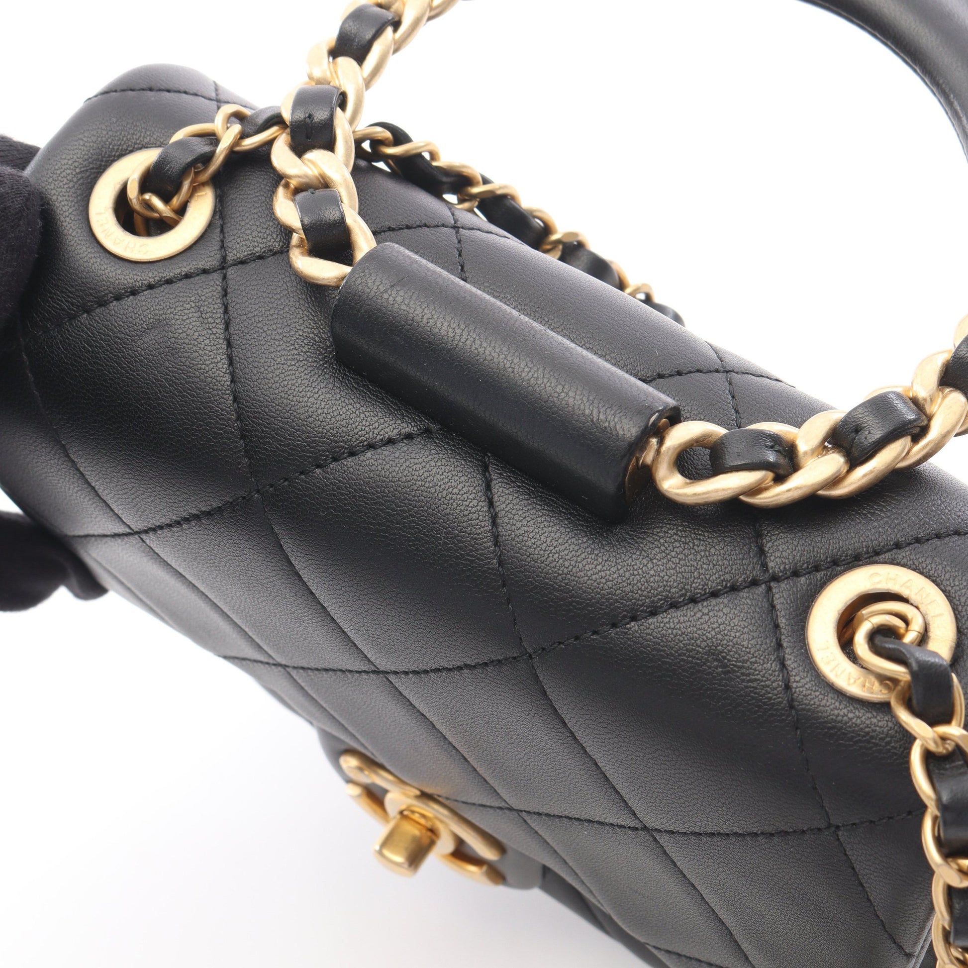 マトラッセ ループハンドル 2WAY チェーンショルダーバッグ ラムスキン ブラック ゴールド金具 シャネル バッグ CHANEL