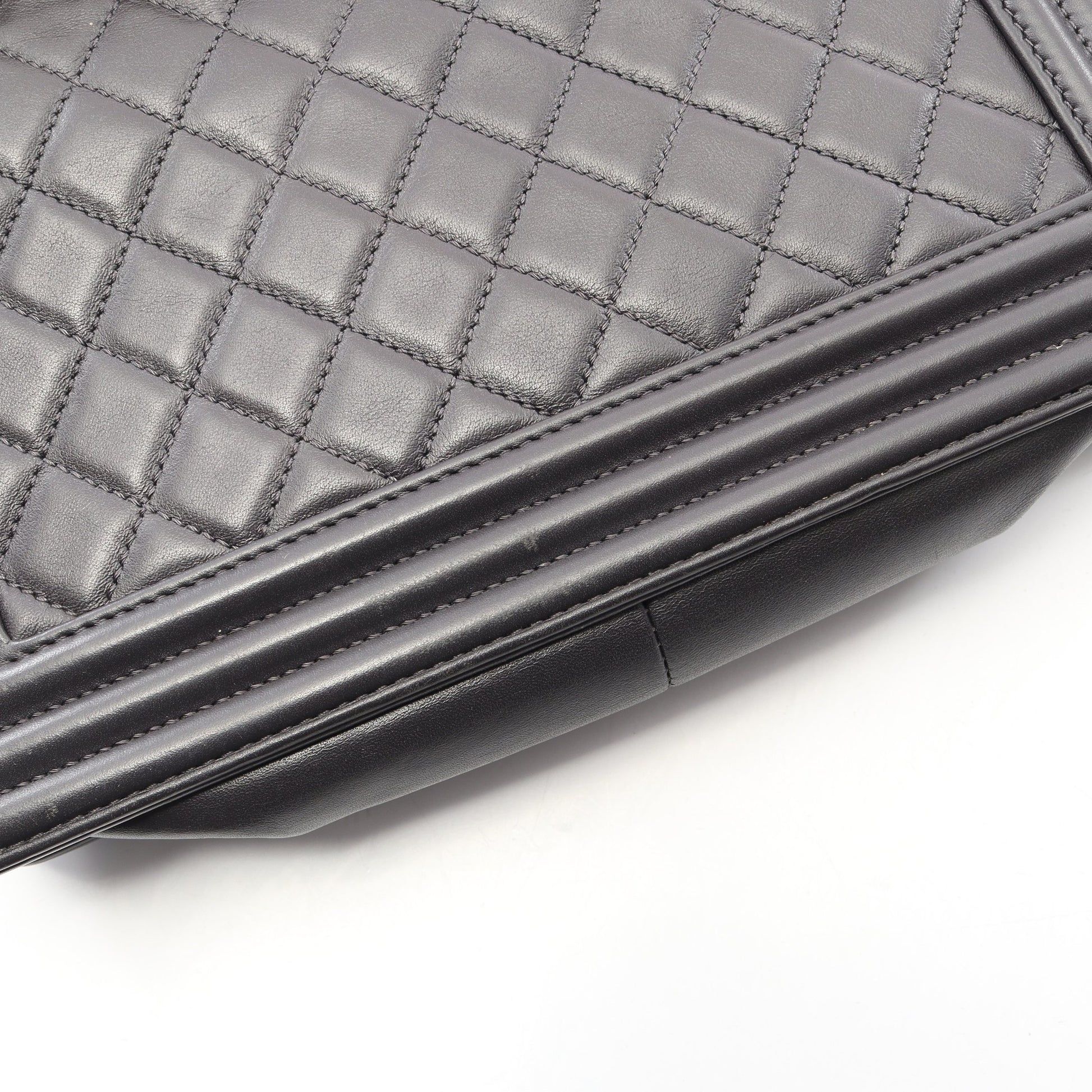 ボーイシャネル チェーンショルダーバッグ ラムスキン グレー ゴールド金具 シャネル バッグ CHANEL