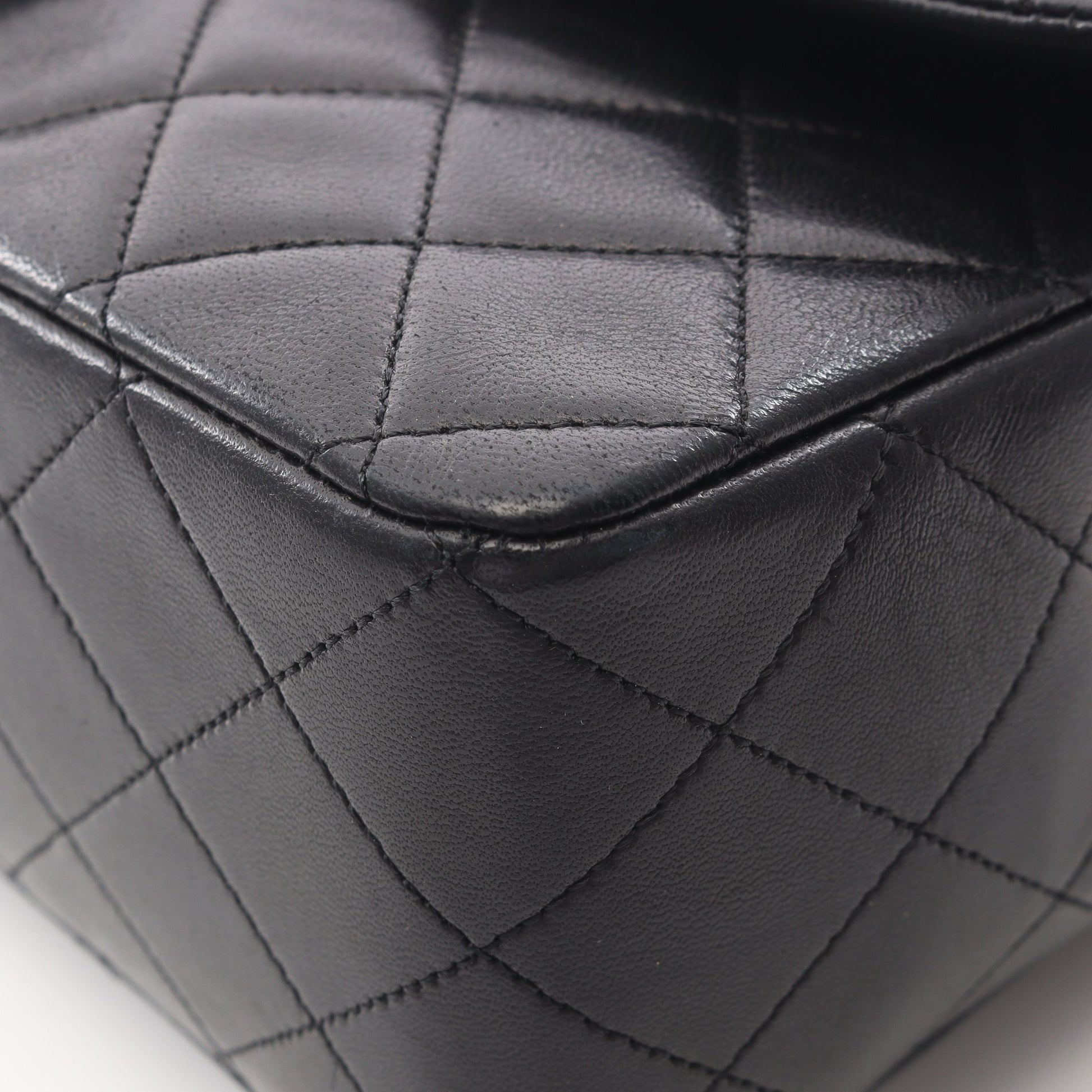 マトラッセ27 シングルフラップ Wチェーンショルダーバッグ ラムスキン ブラック ゴールド金具 シャネル バッグ CHANEL