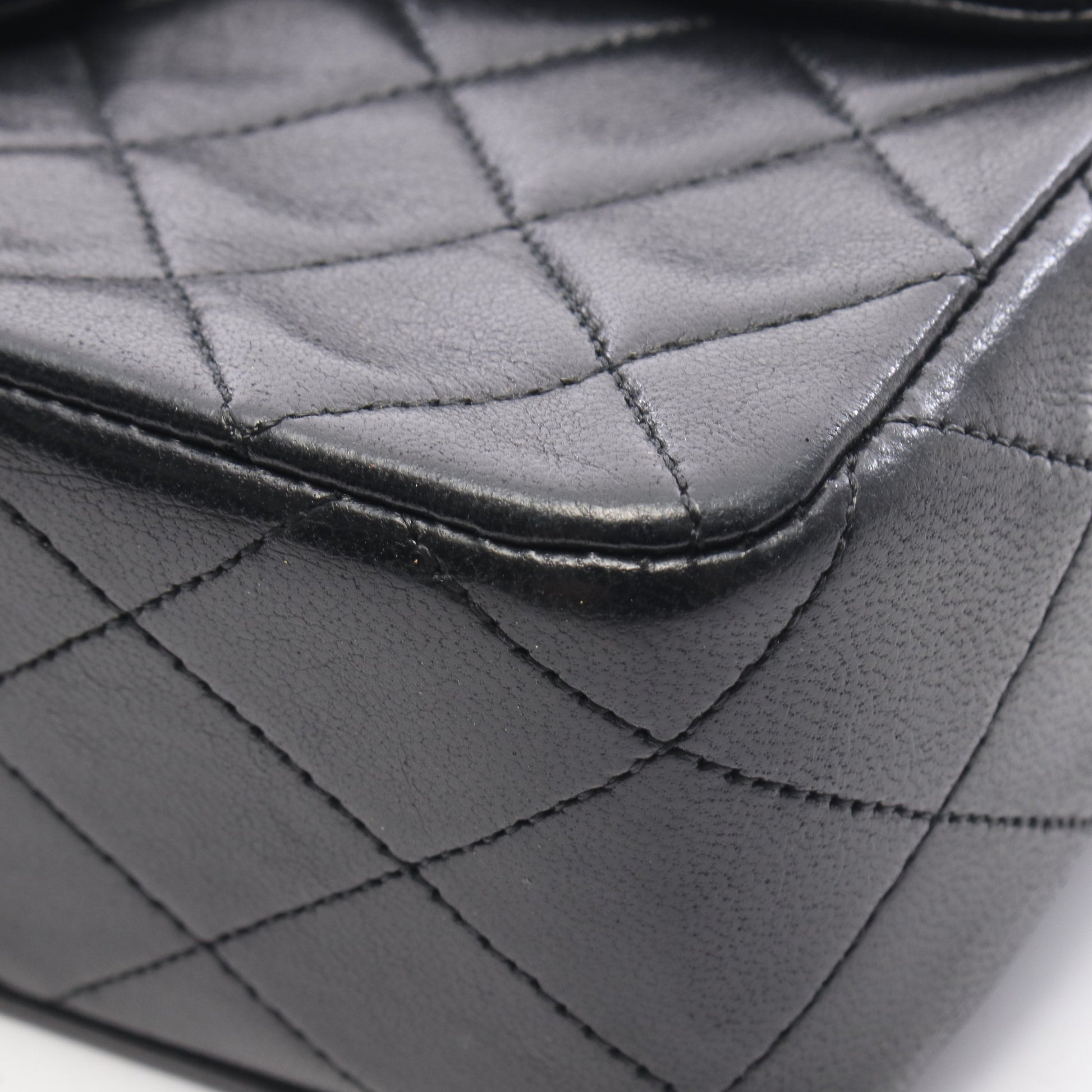 ミニマトラッセ20 チェーンショルダーバッグ ラムスキン ブラック ゴールド金具 シャネル バッグ CHANEL