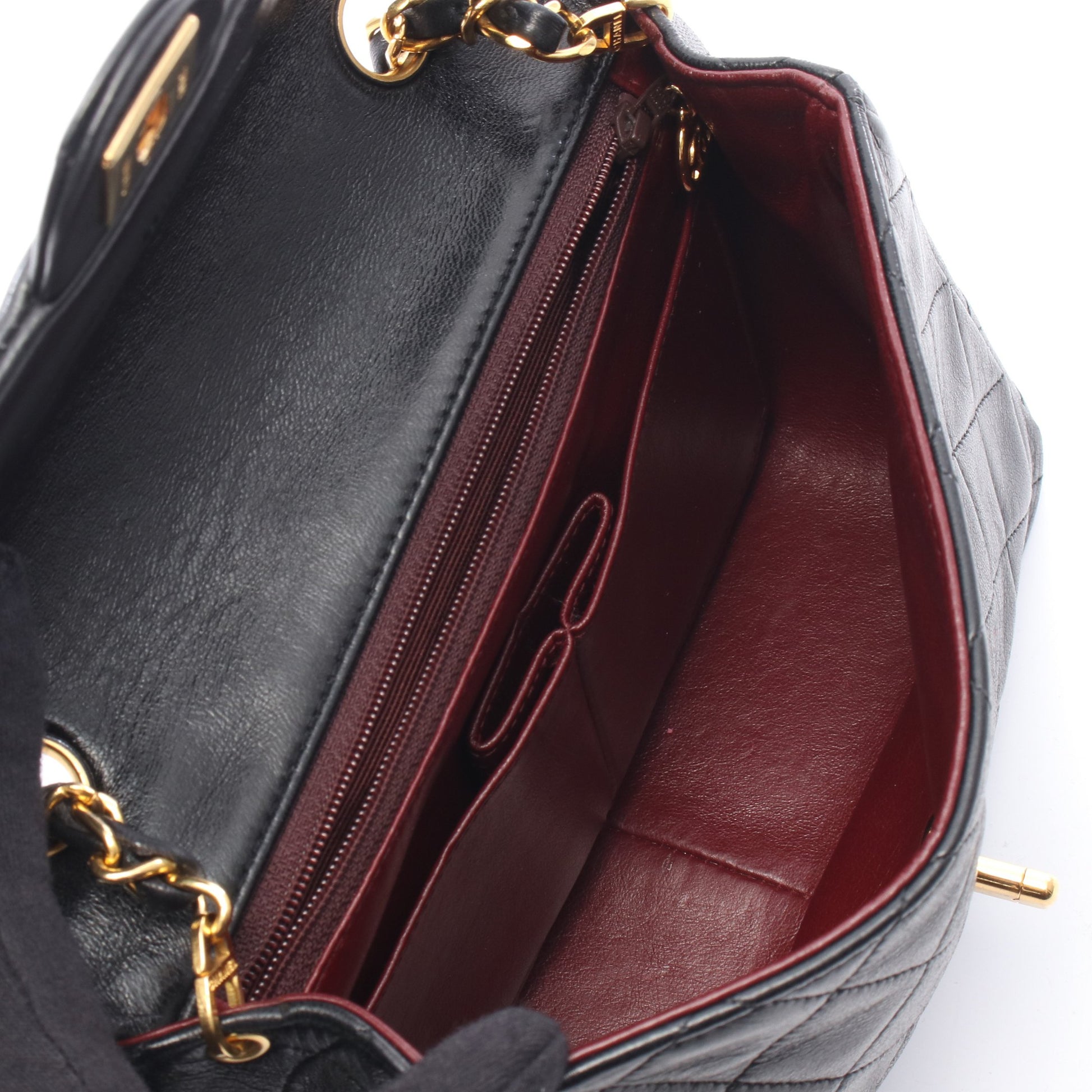 ミニマトラッセ20 チェーンショルダーバッグ ラムスキン ブラック ゴールド金具 シャネル バッグ CHANEL