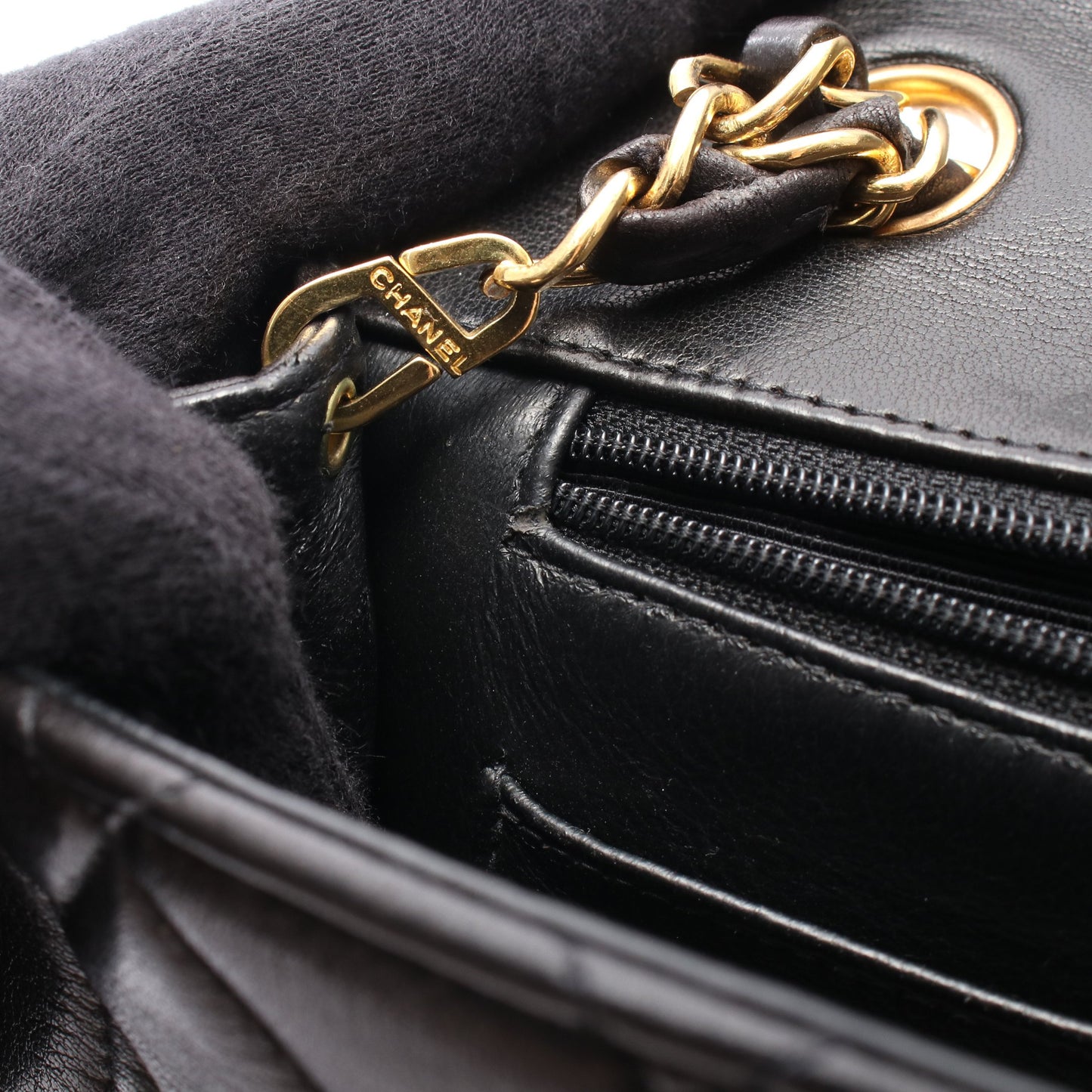 マトラッセ ミニ チェーンハンドバッグ ラムスキン ブラック ゴールド金具 シャネル バッグ CHANEL