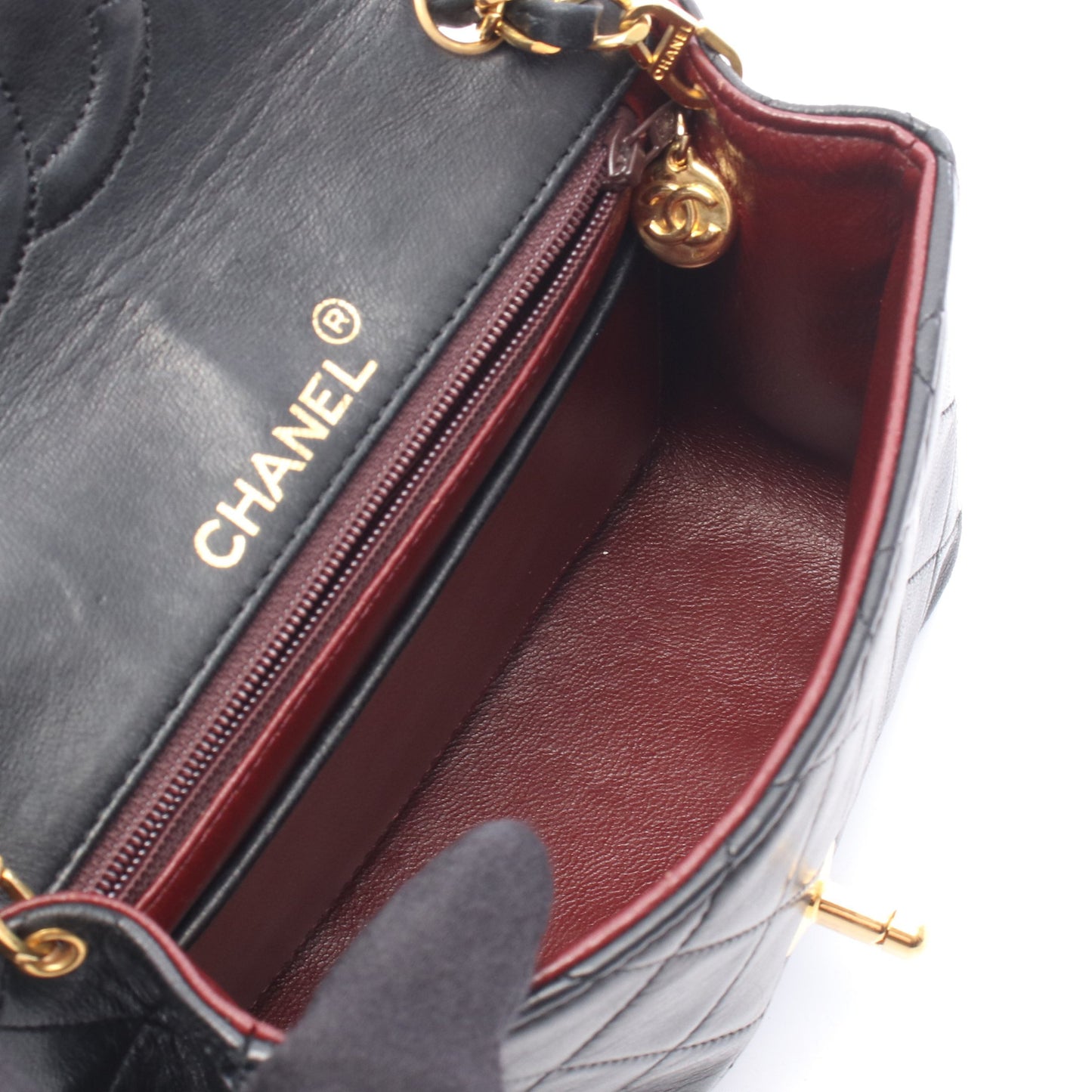 ミニマトラッセ チェーンショルダーバッグ ラムスキン ブラック レッド ゴールド金具 シャネル バッグ CHANEL