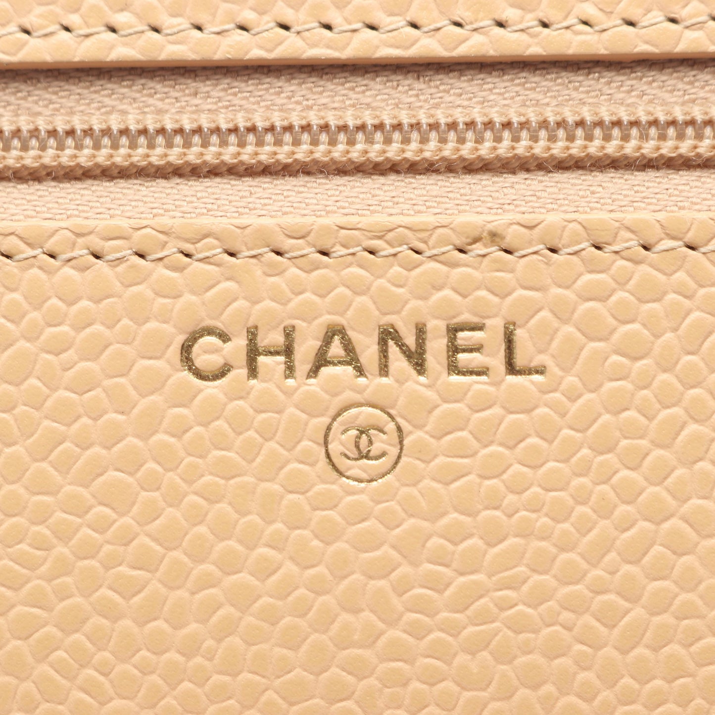 マトラッセ チェーンウォレット キャビアスキン ベージュ ゴールド金具 シャネル バッグ CHANEL