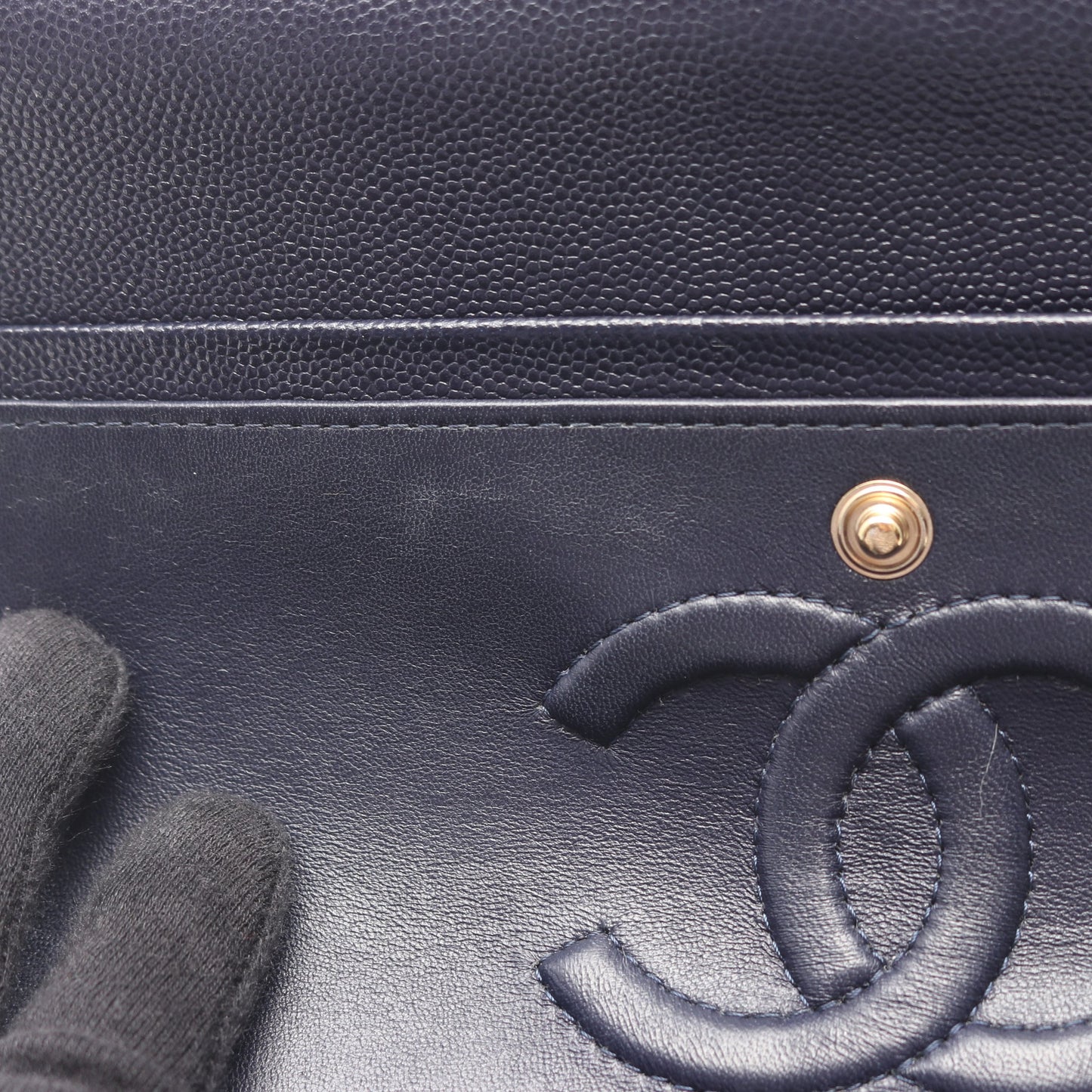 マトラッセ Wフラップ Wチェーンショルダーバッグ キャビアスキン ネイビー ゴールド金具 シャネル バッグ CHANEL