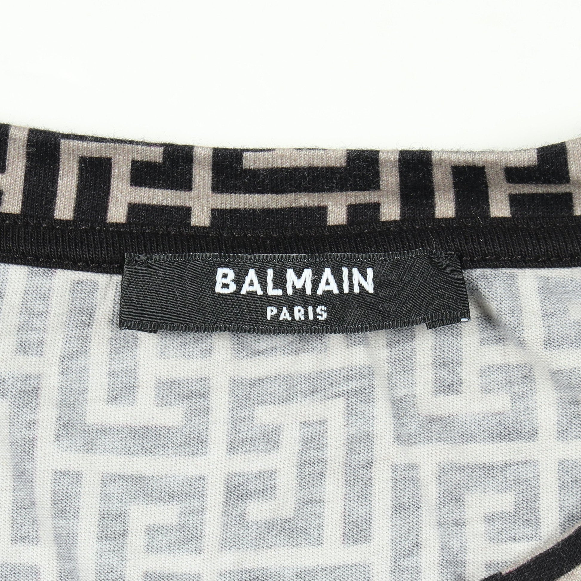 ロゴ総柄 クルーネック 半袖Tシャツ コットン グレーベージュ ブラック バルマン トップス BALMAIN