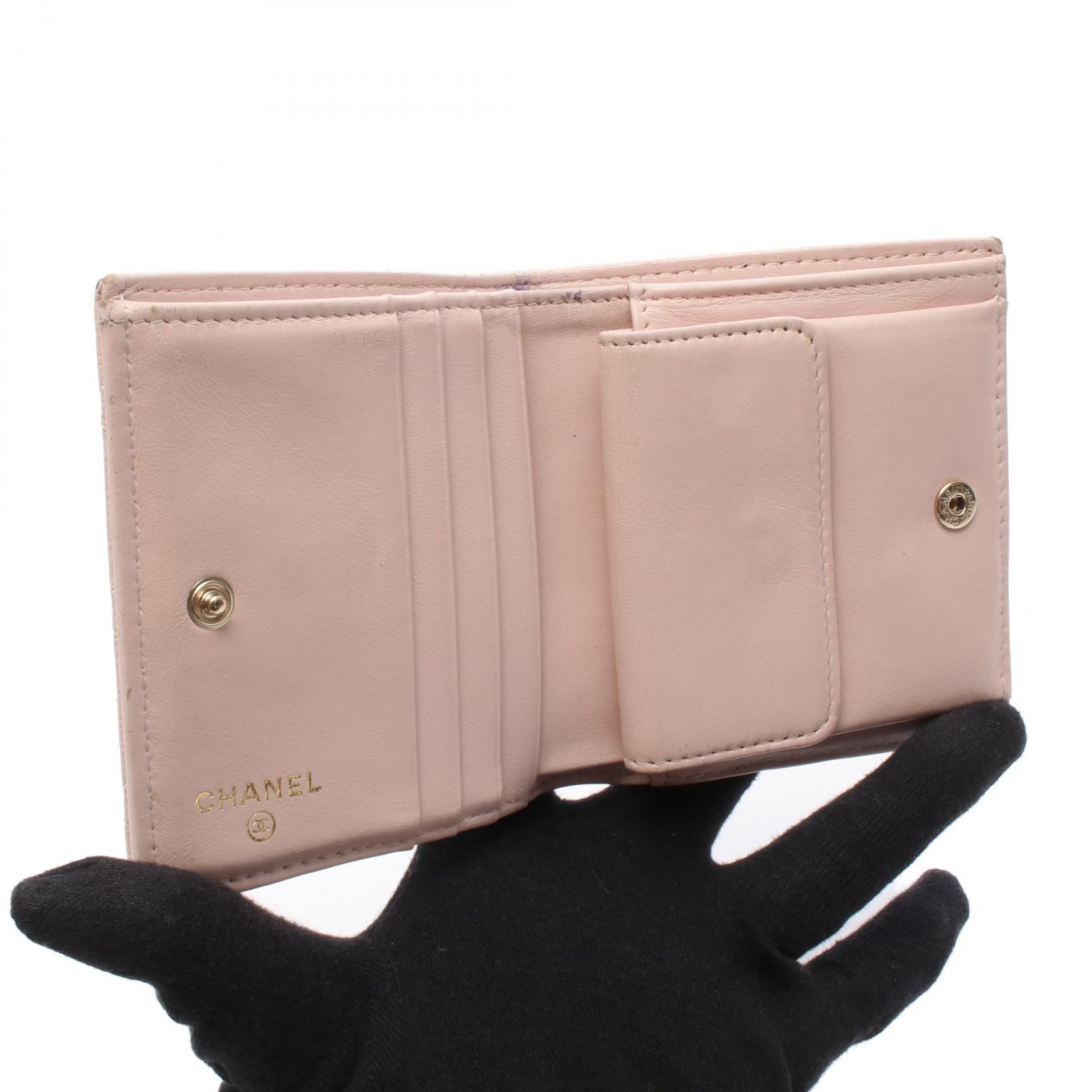 マトラッセ スモールウォレット 二つ折り財布 キャビアスキン ライトピンク ゴールド金具 シャネル 財布・小物 CHANEL