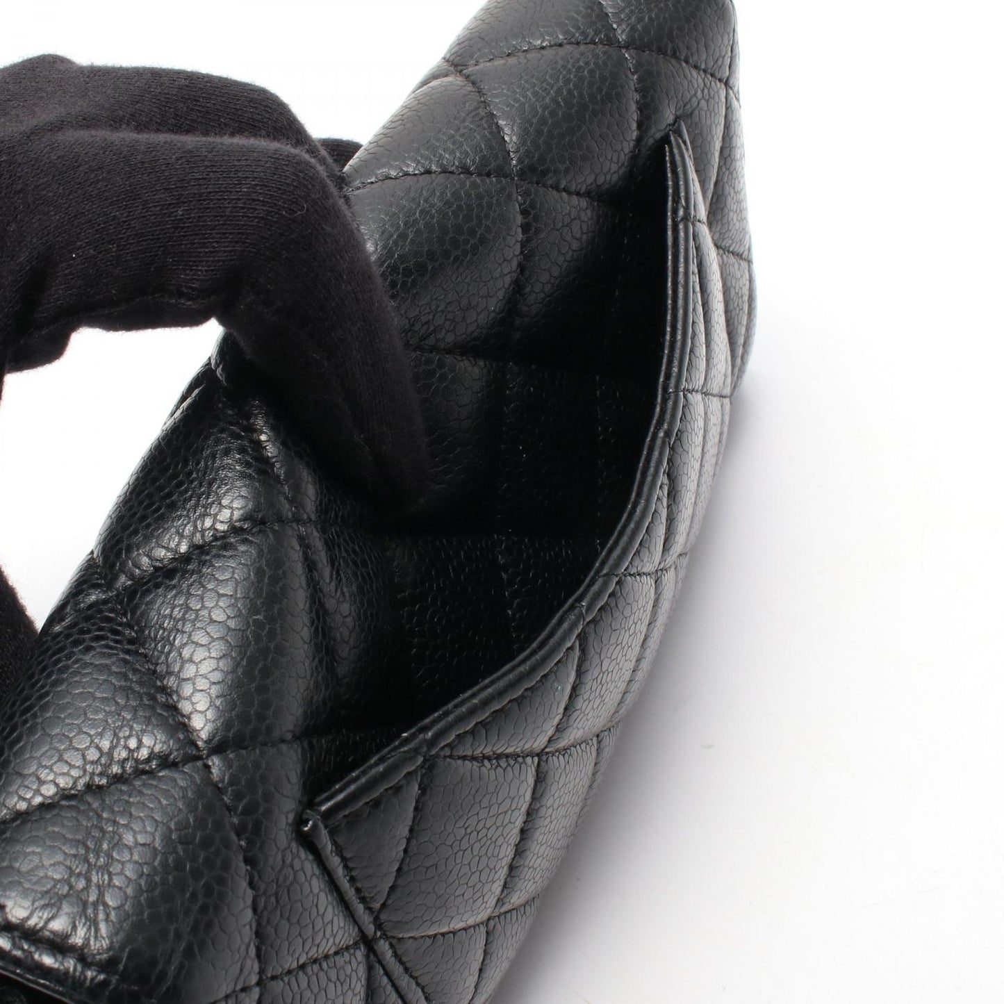 マトラッセ 二つ折り長財布 キャビアスキン ブラック ゴールド金具 シャネル 財布・小物 CHANEL