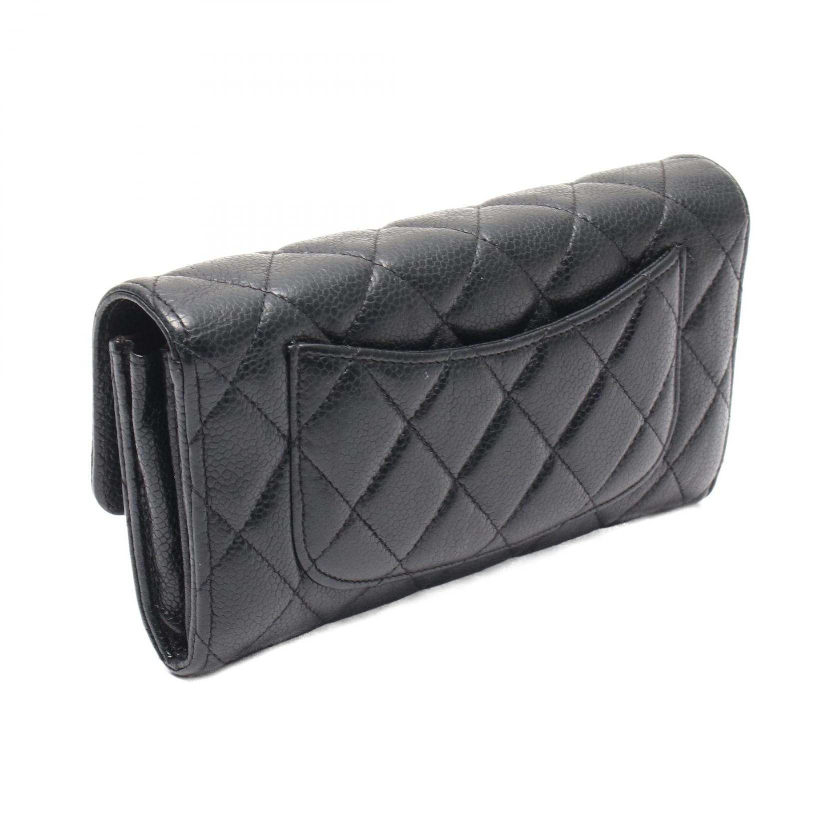 マトラッセ 二つ折り長財布 キャビアスキン ブラック ゴールド金具 シャネル 財布・小物 CHANEL